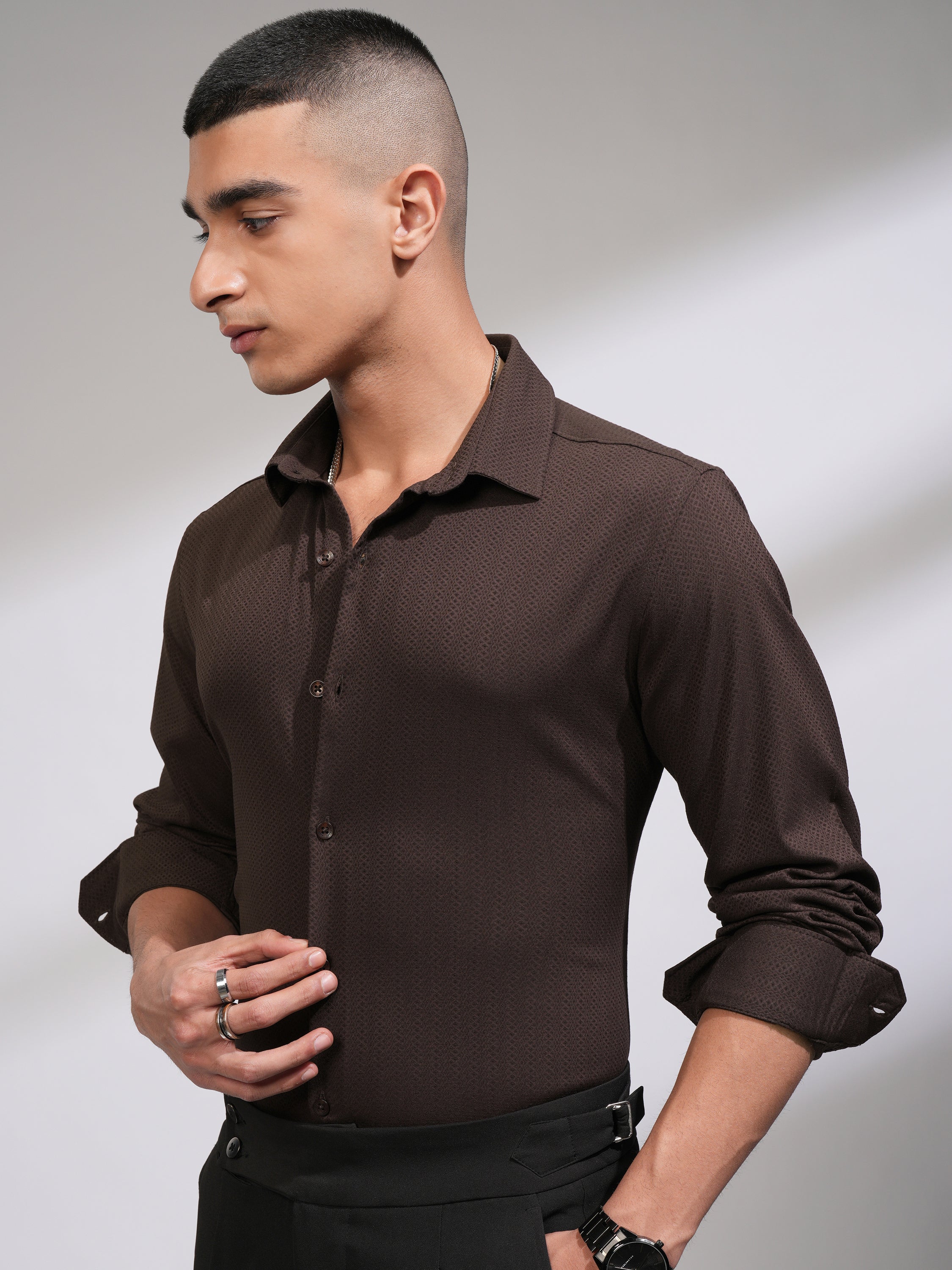 Highlander Men Brown Textured Slim Fit Casual Shirt - Coffee Brown - Image 4