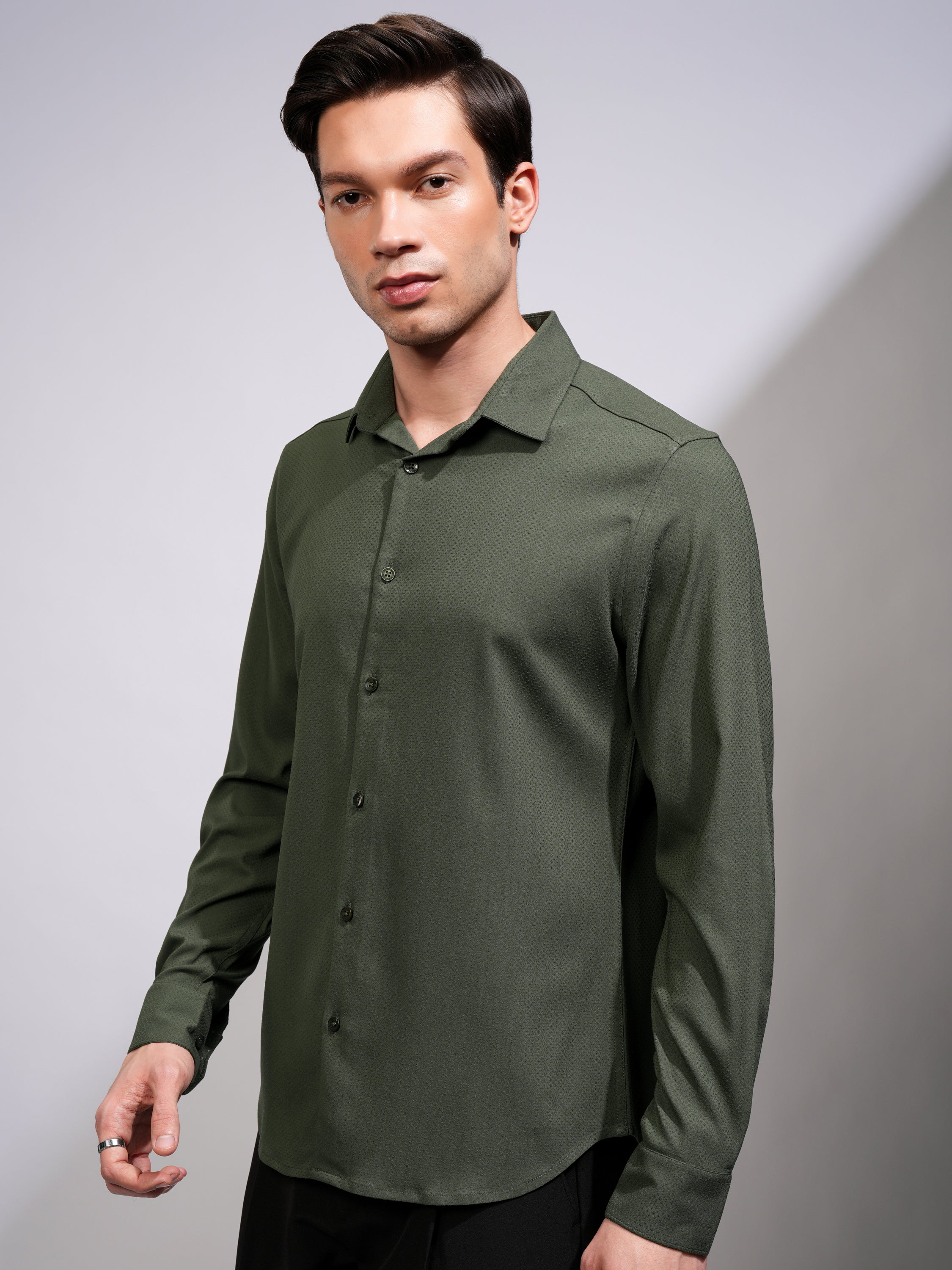 Highlander Men Green Self Design Slim Fit Casual Shirt - Green - Image 4