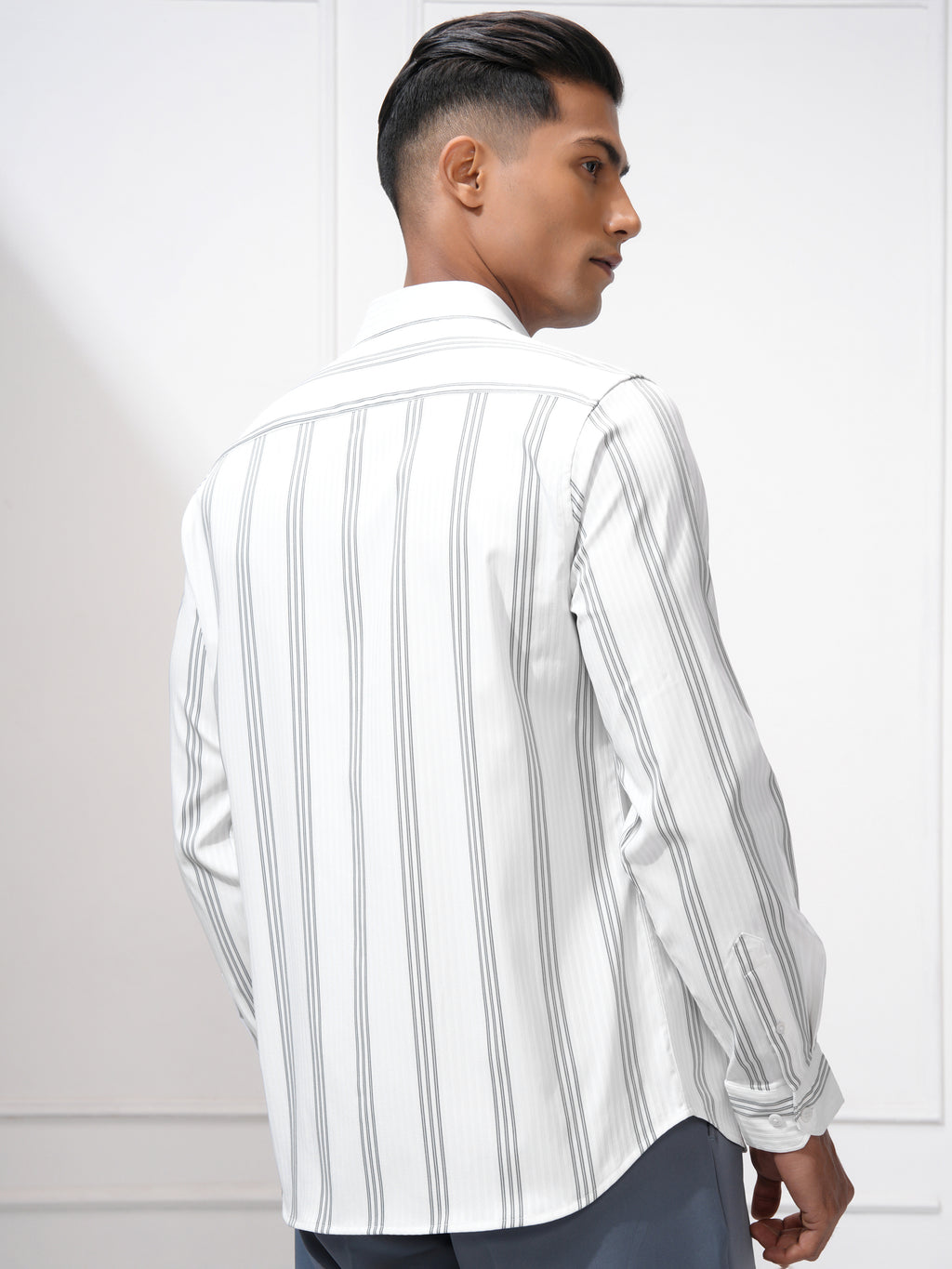 Highlander Men White Striped Slim Fit Casual Shirt - White - Image 3
