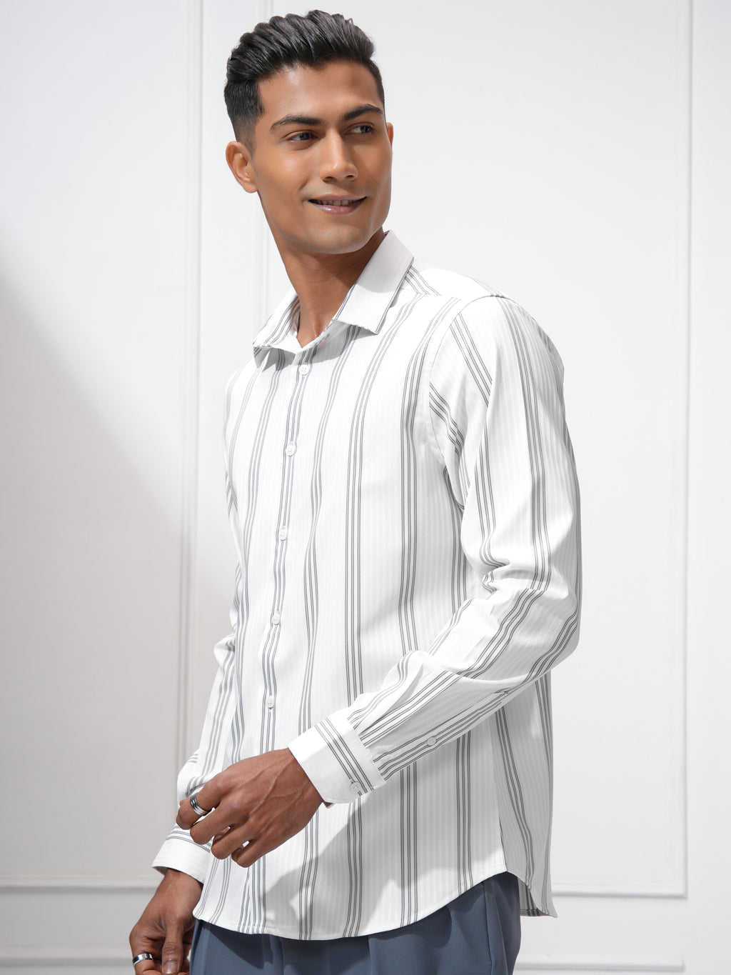 Highlander Men White Striped Slim Fit Casual Shirt - White - Image 4