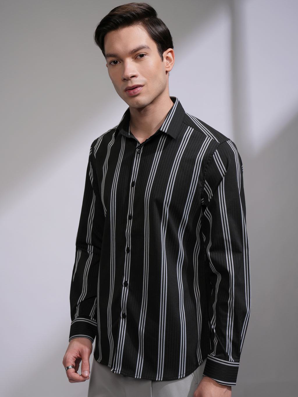 Highlander Men Black Striped Slim Fit Casual Shirt - Black - Image 4