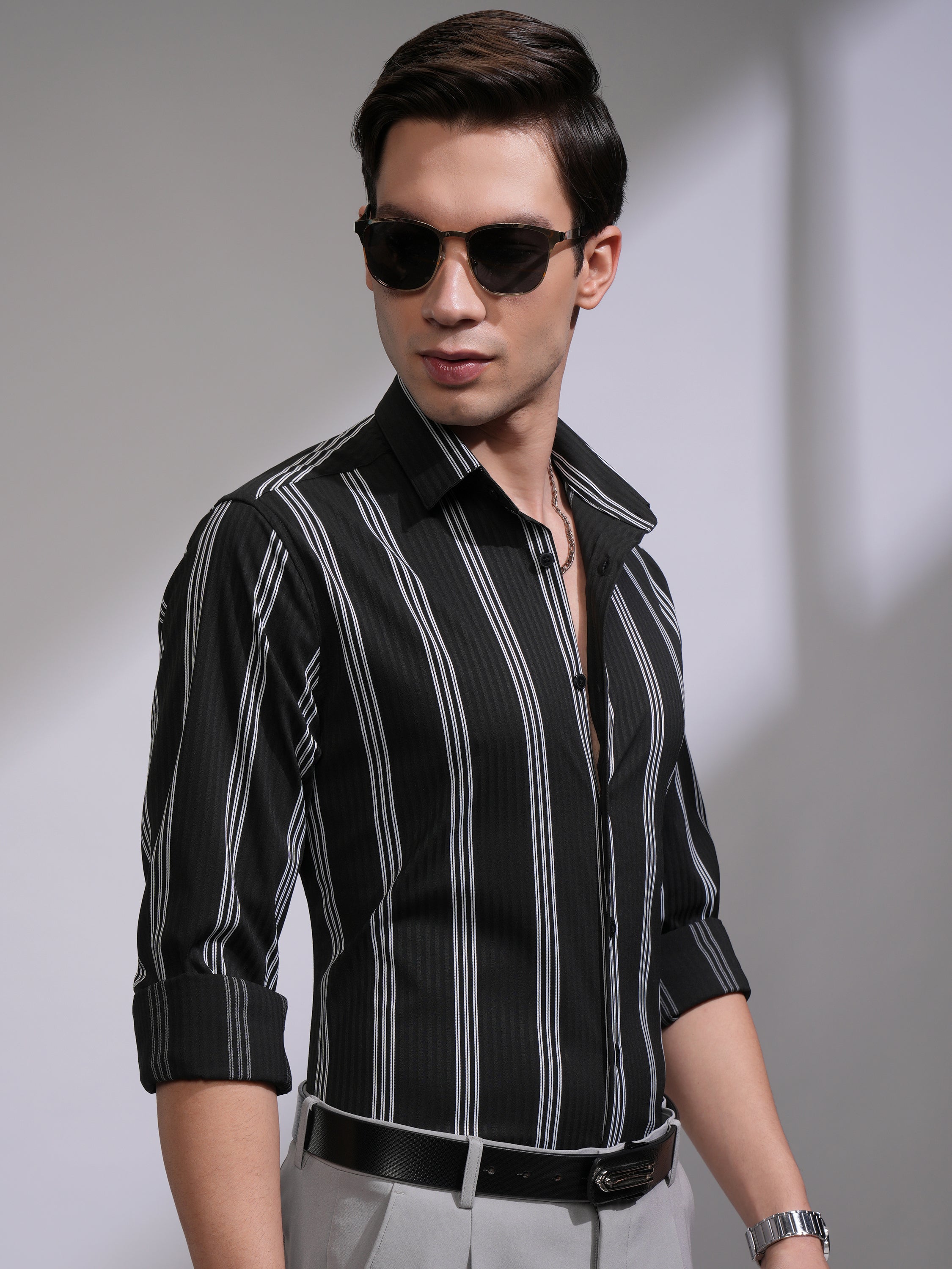 Highlander Men Black Striped Slim Fit Casual Shirt - Black - Image 6