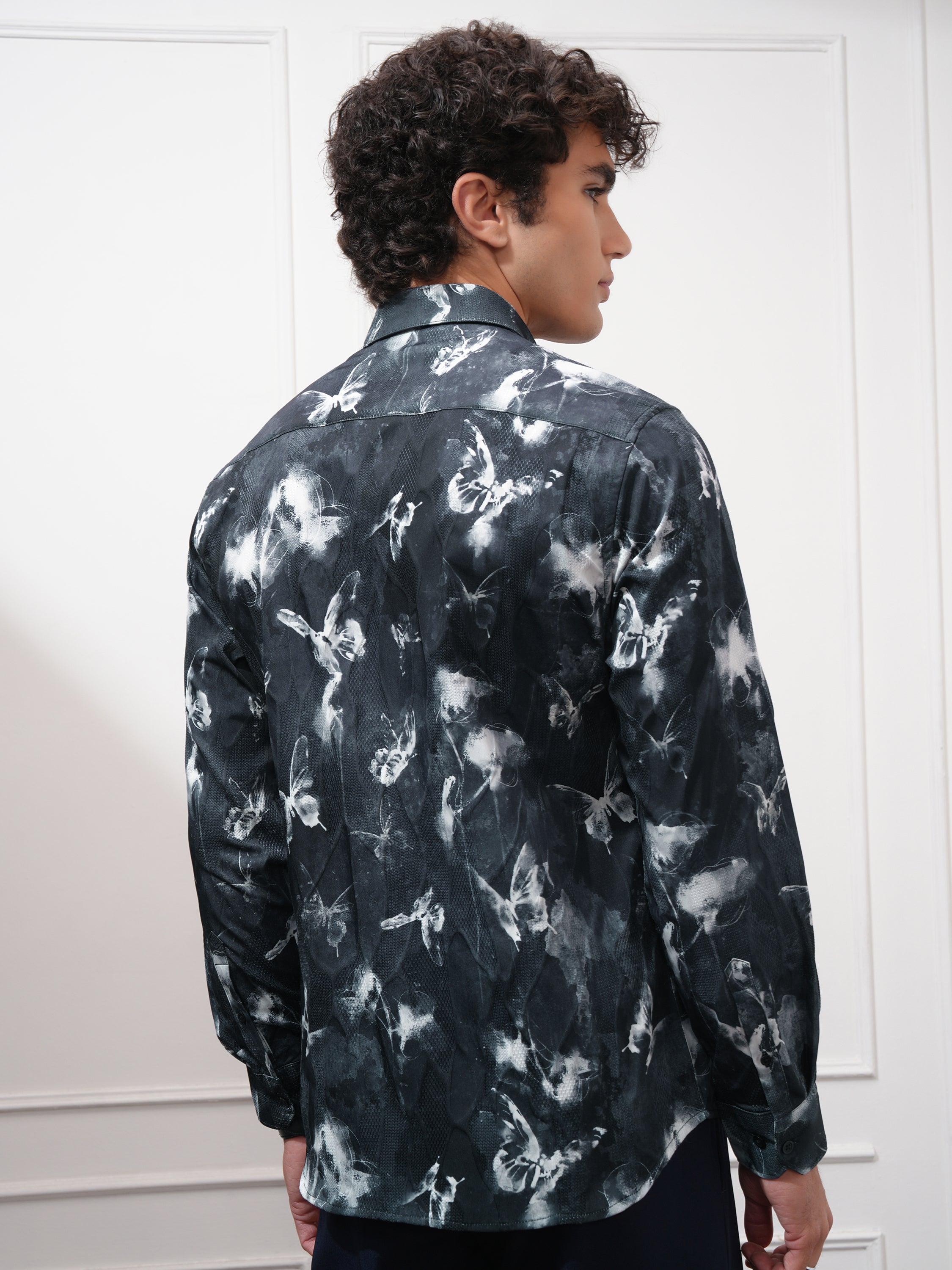 Highlander Men Navy Blue Printed Slim Fit Casual Shirt - Navy Blue - Image 3