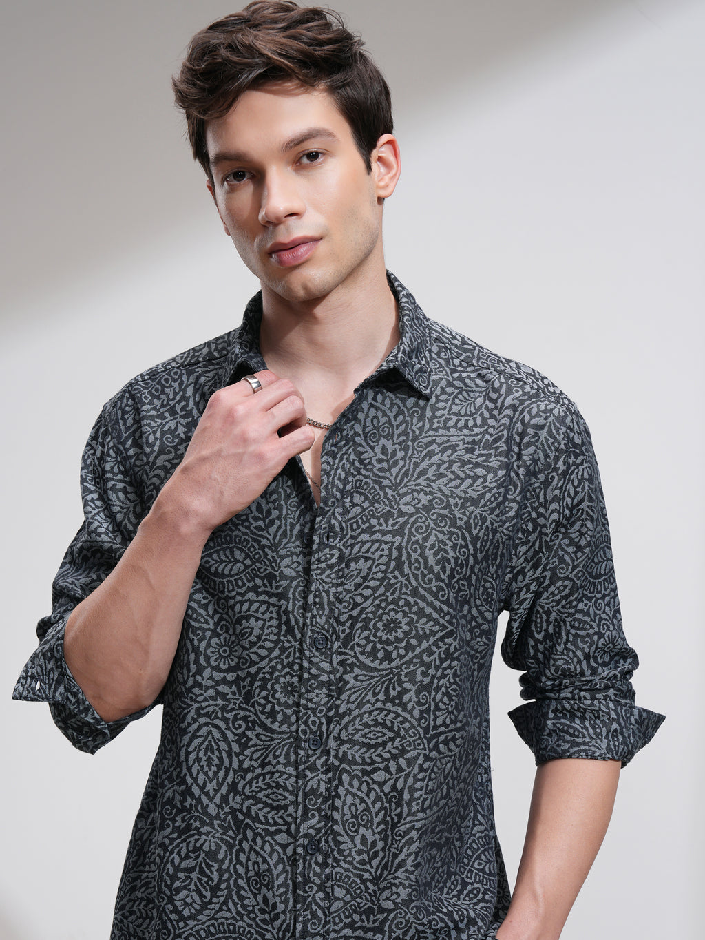 Highlander Men Charcoal Printed Relaxed Fit Casual Shirt - Charcoal - Image 1