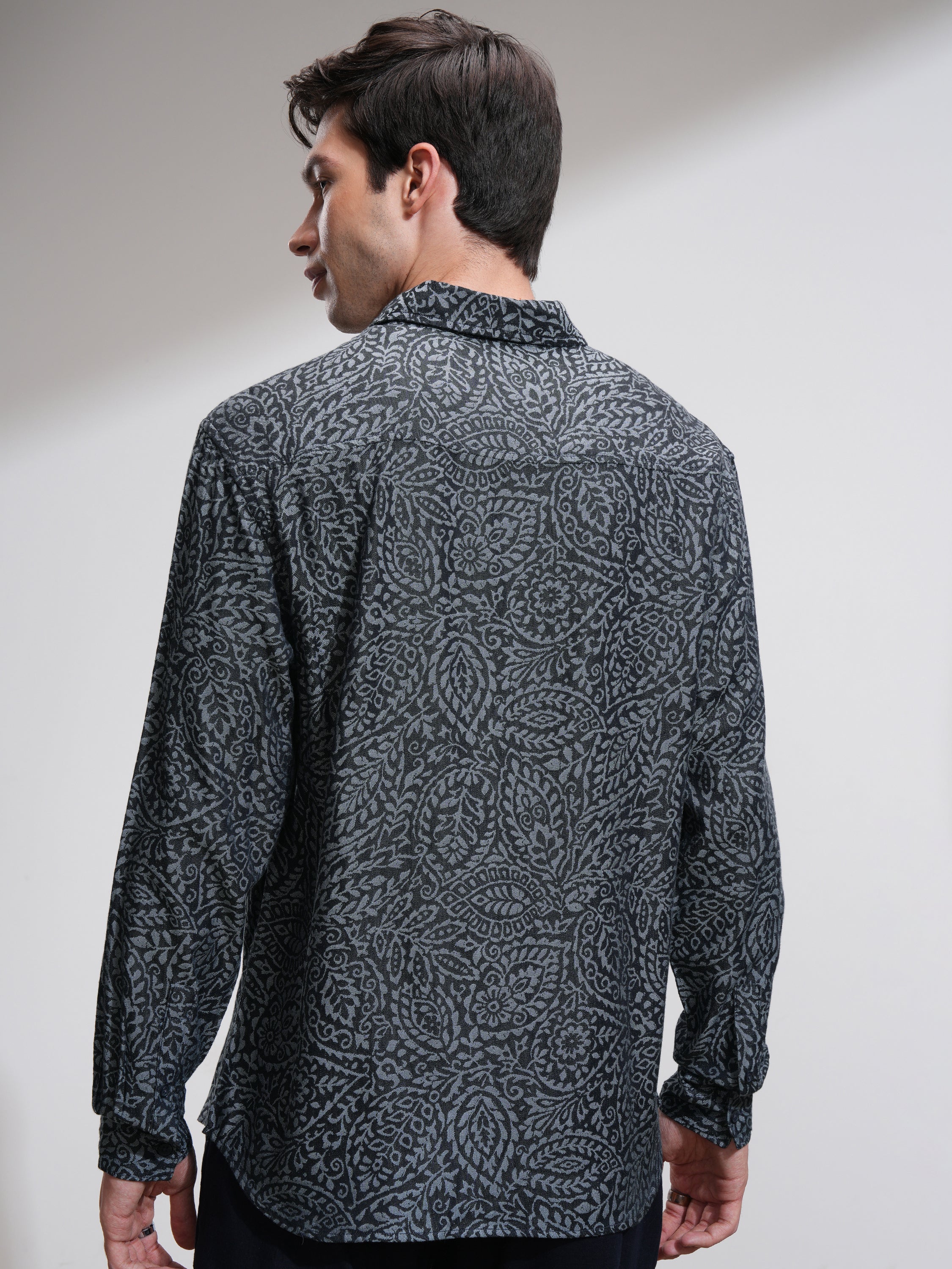 Highlander Men Charcoal Printed Relaxed Fit Casual Shirt - Charcoal - Image 3
