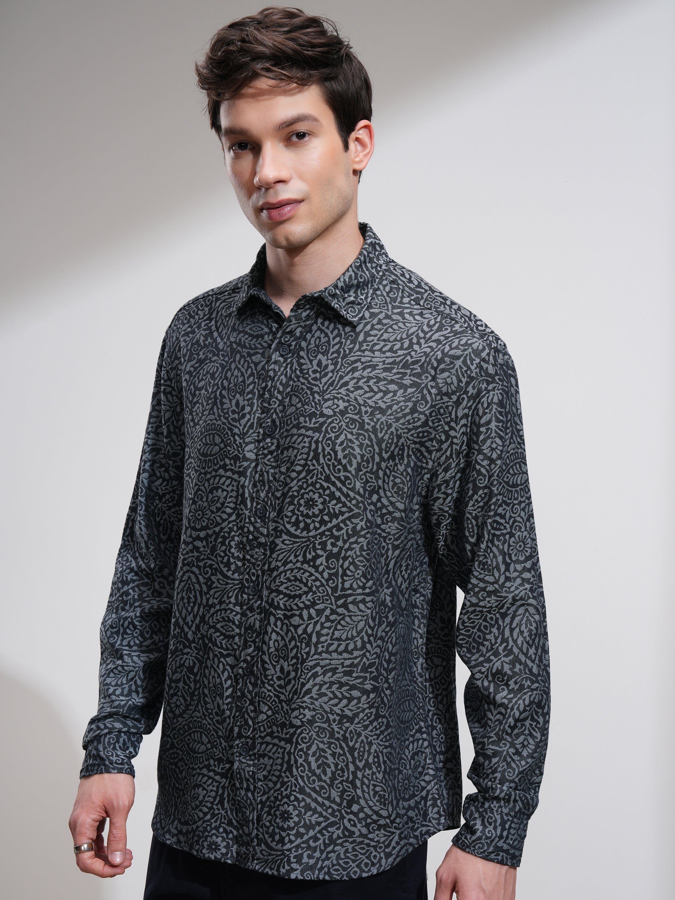 Highlander Men Charcoal Printed Relaxed Fit Casual Shirt - Charcoal - Image 4