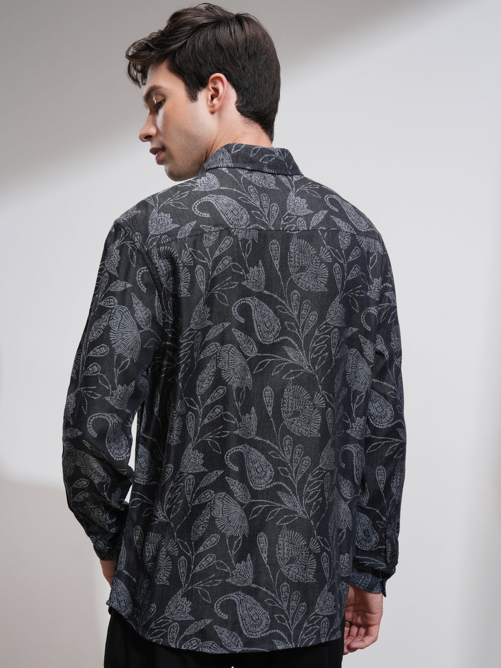 Highlander Men Charcoal Printed Relaxed Fit Casual Shirt - Charcoal - Image 3