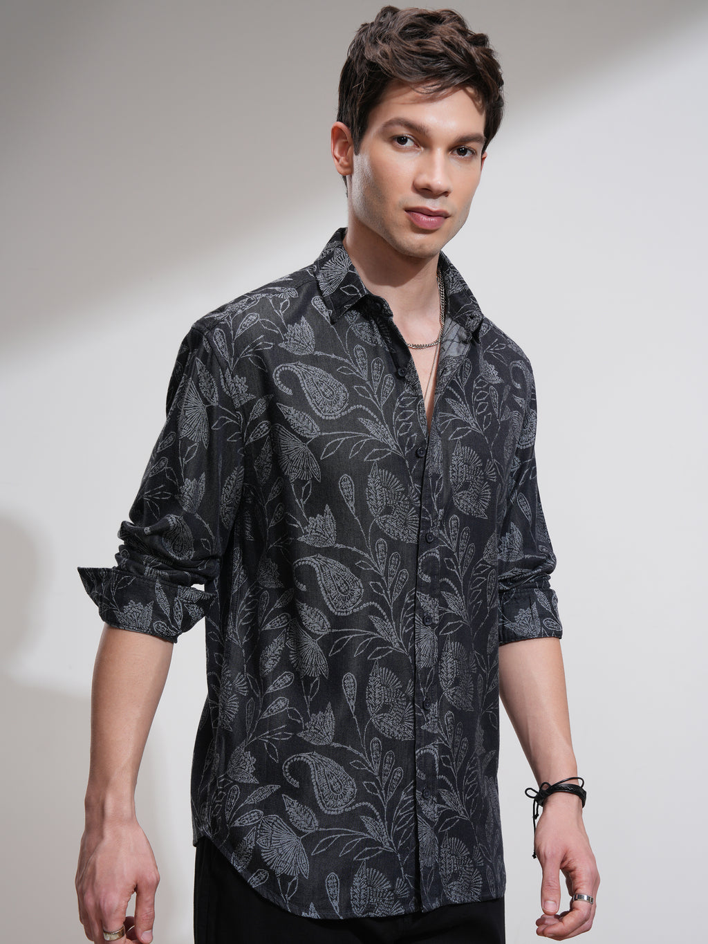 Highlander Men Charcoal Printed Relaxed Fit Casual Shirt - Charcoal - Image 6