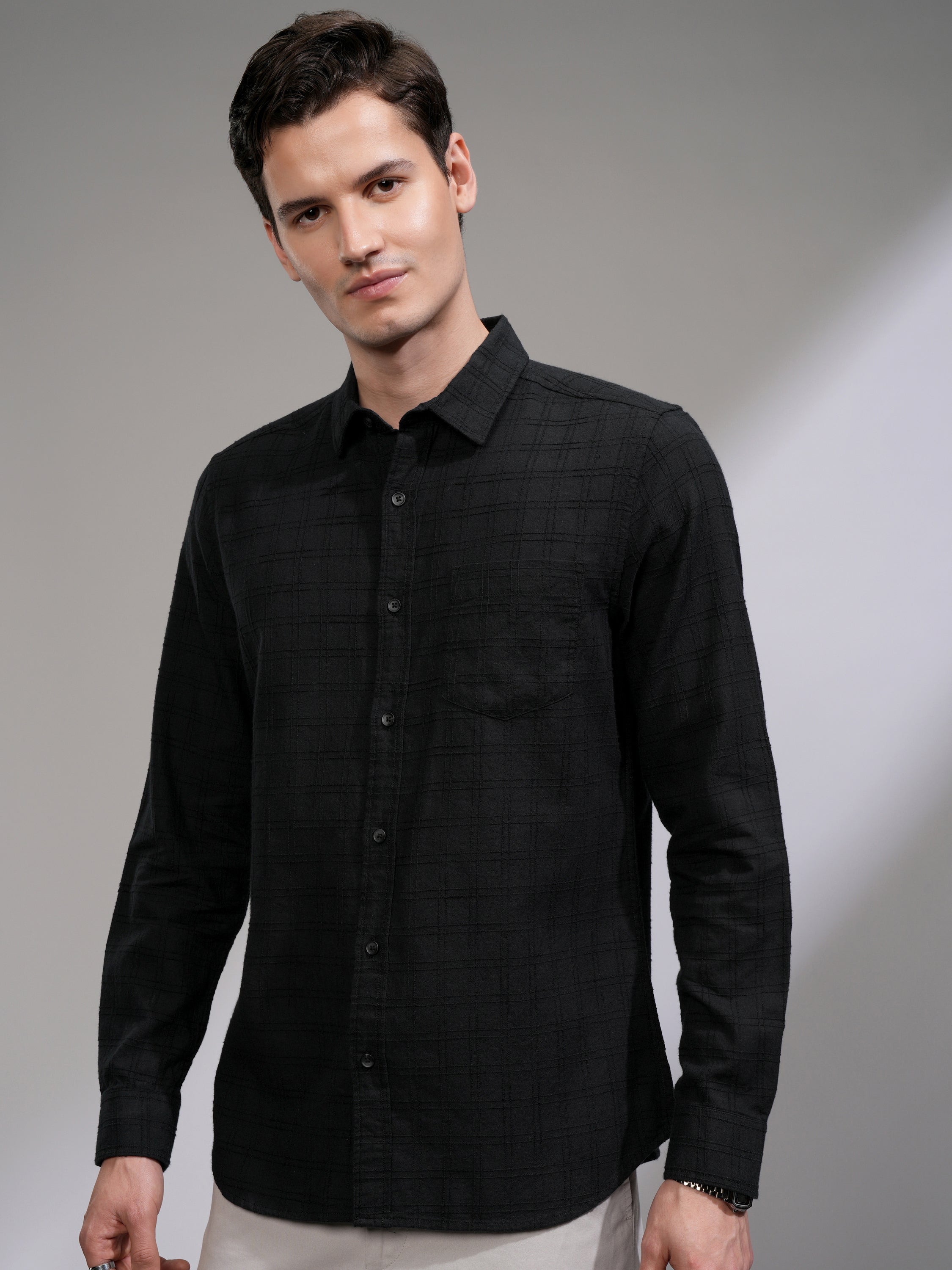 Highlander Men Black Checked Slim Fit Casual Shirt - Black - Image 4