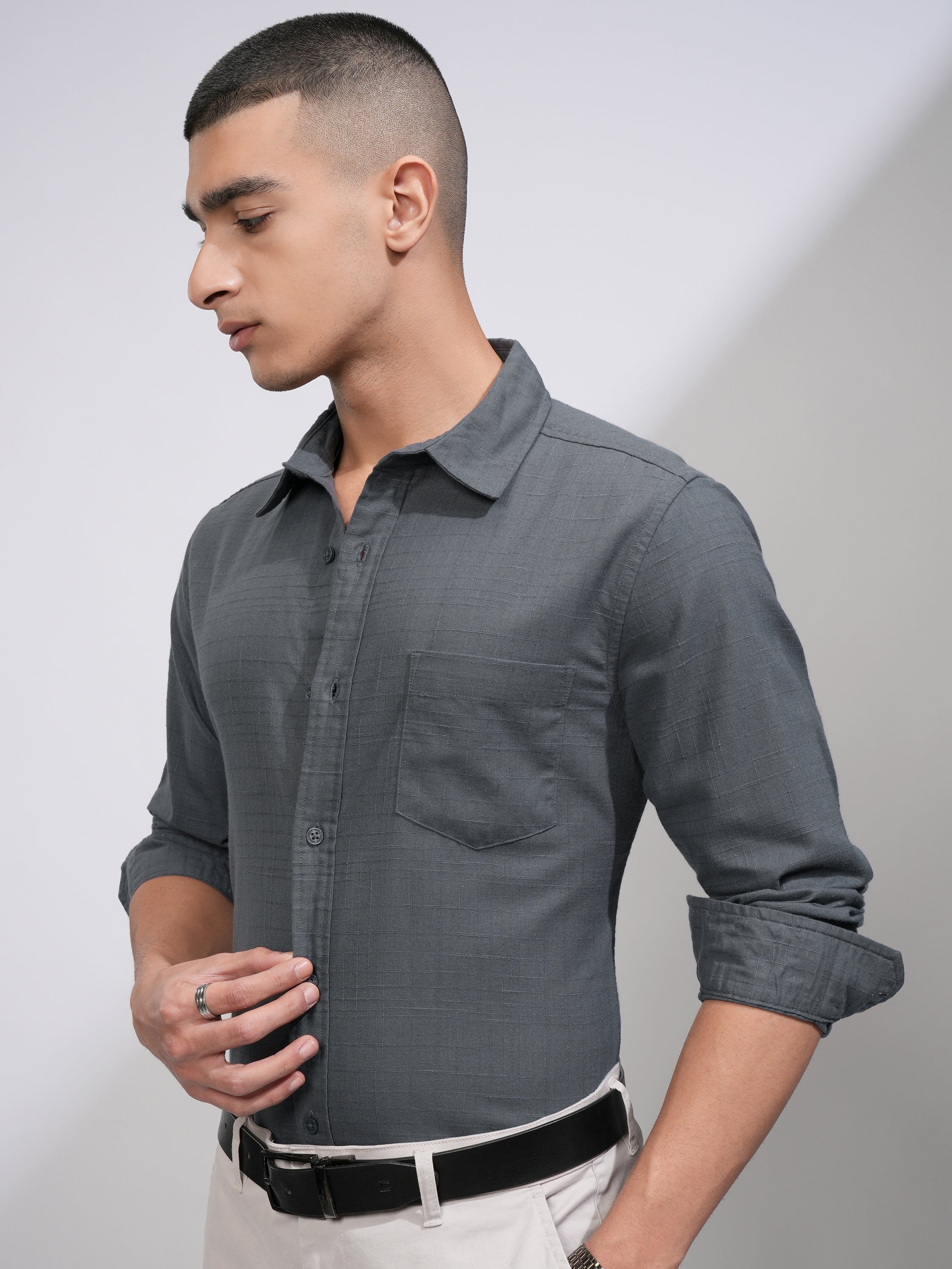 Highlander Men Grey Checked Slim Fit Casual Shirt - Grey - Image 4