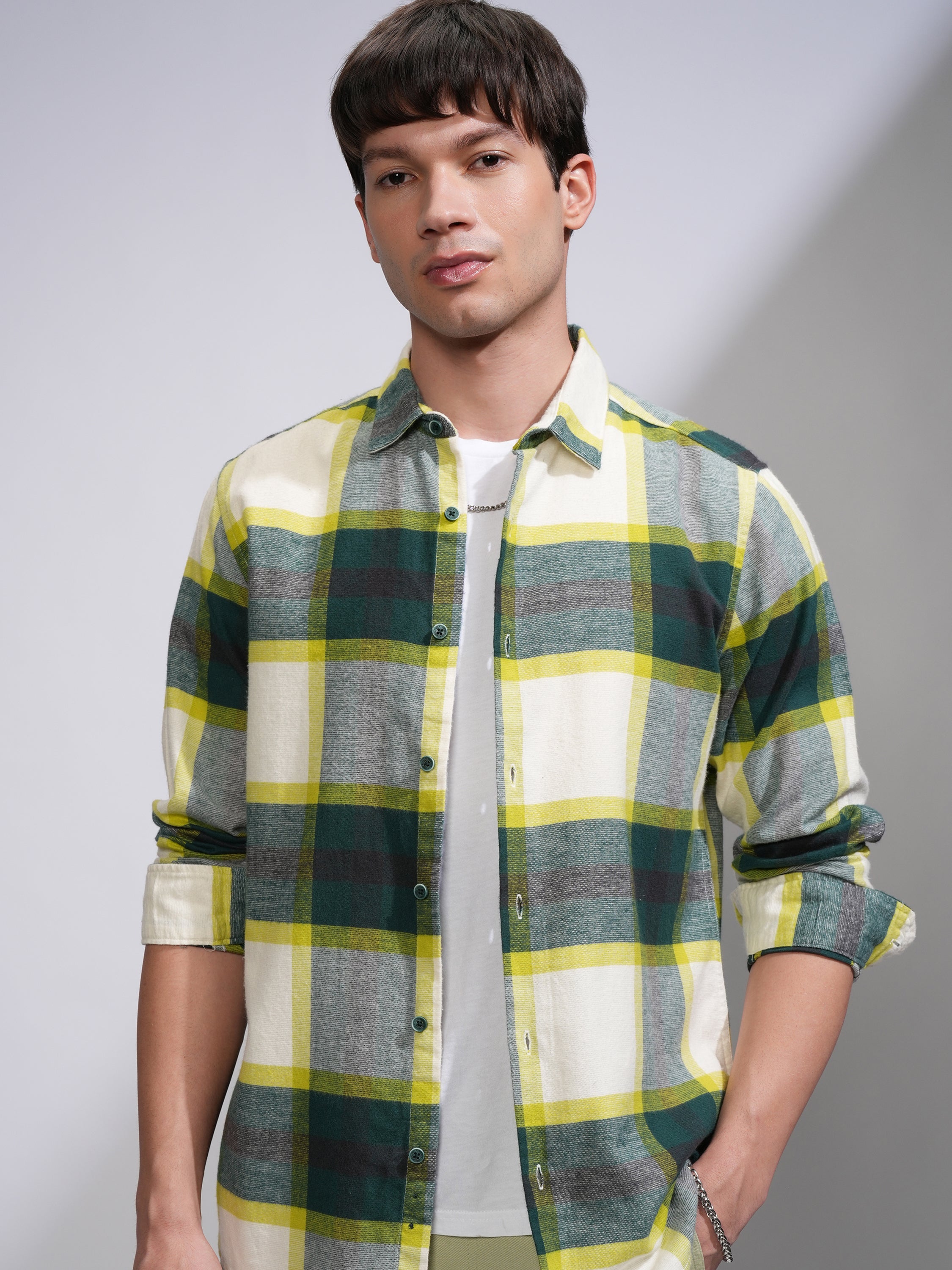 Highlander Men Off White Checked Slim Fit Casual Shirt - Off White - Image 1