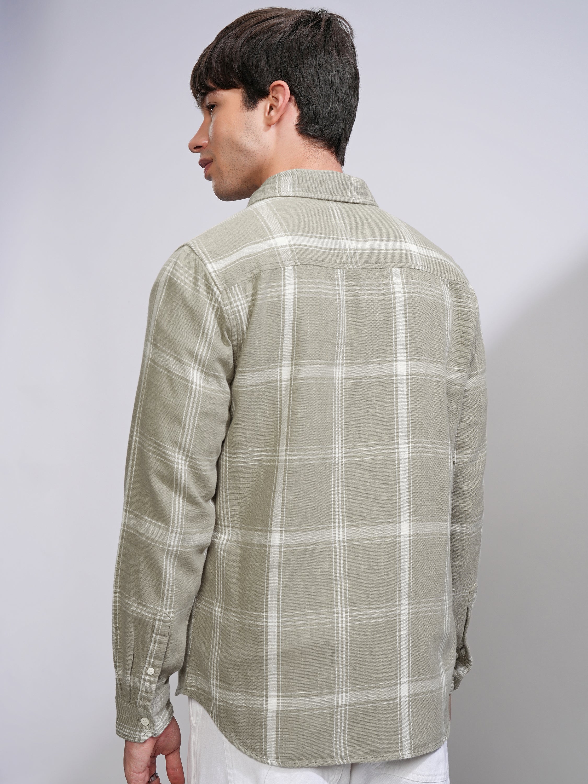 Highlander Men Green Checked Slim Fit Casual Shirt - Green - Image 3