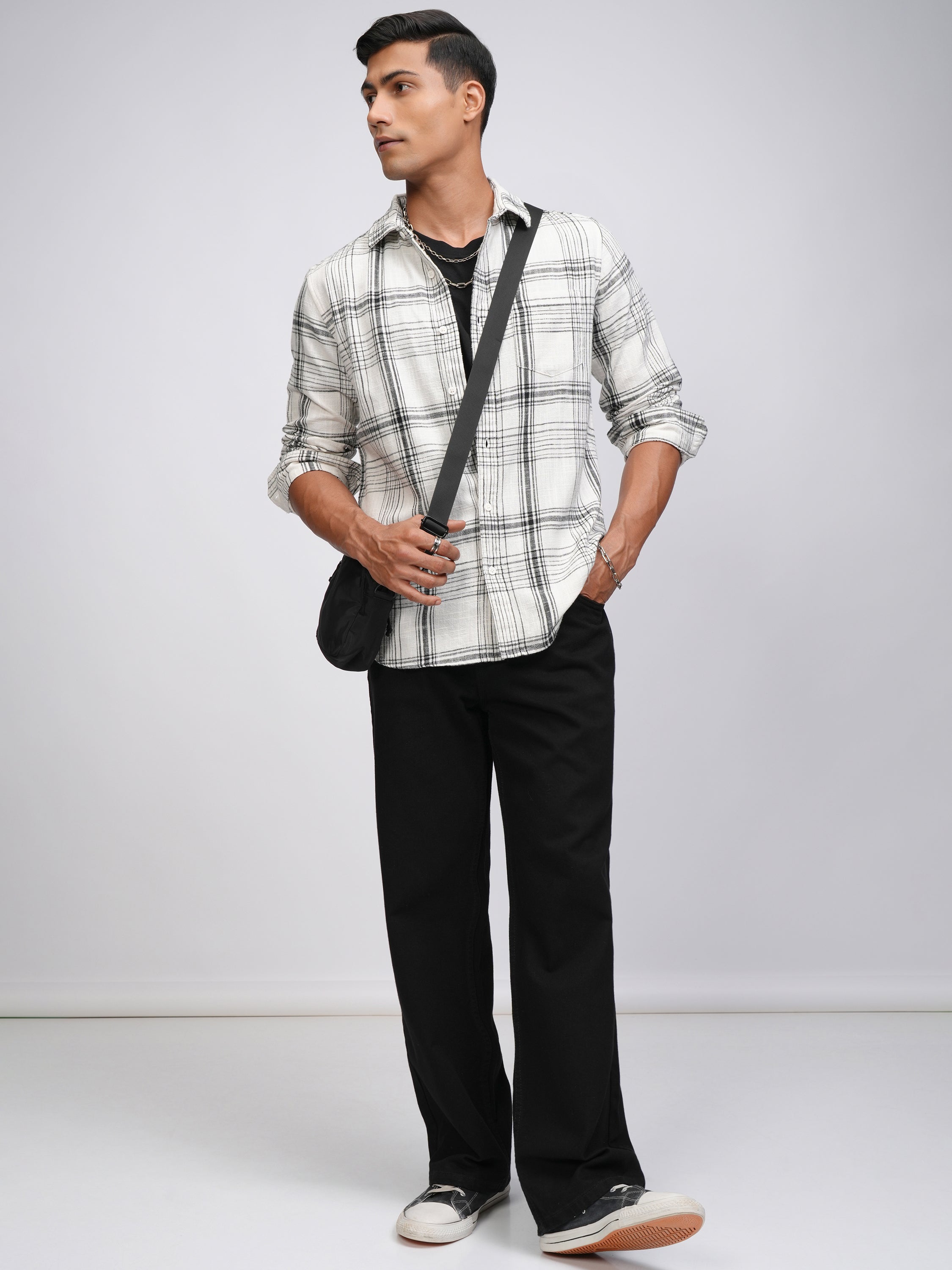 Highlander Men Off White Checked Slim Fit Casual Shirt - Off White - Image 2