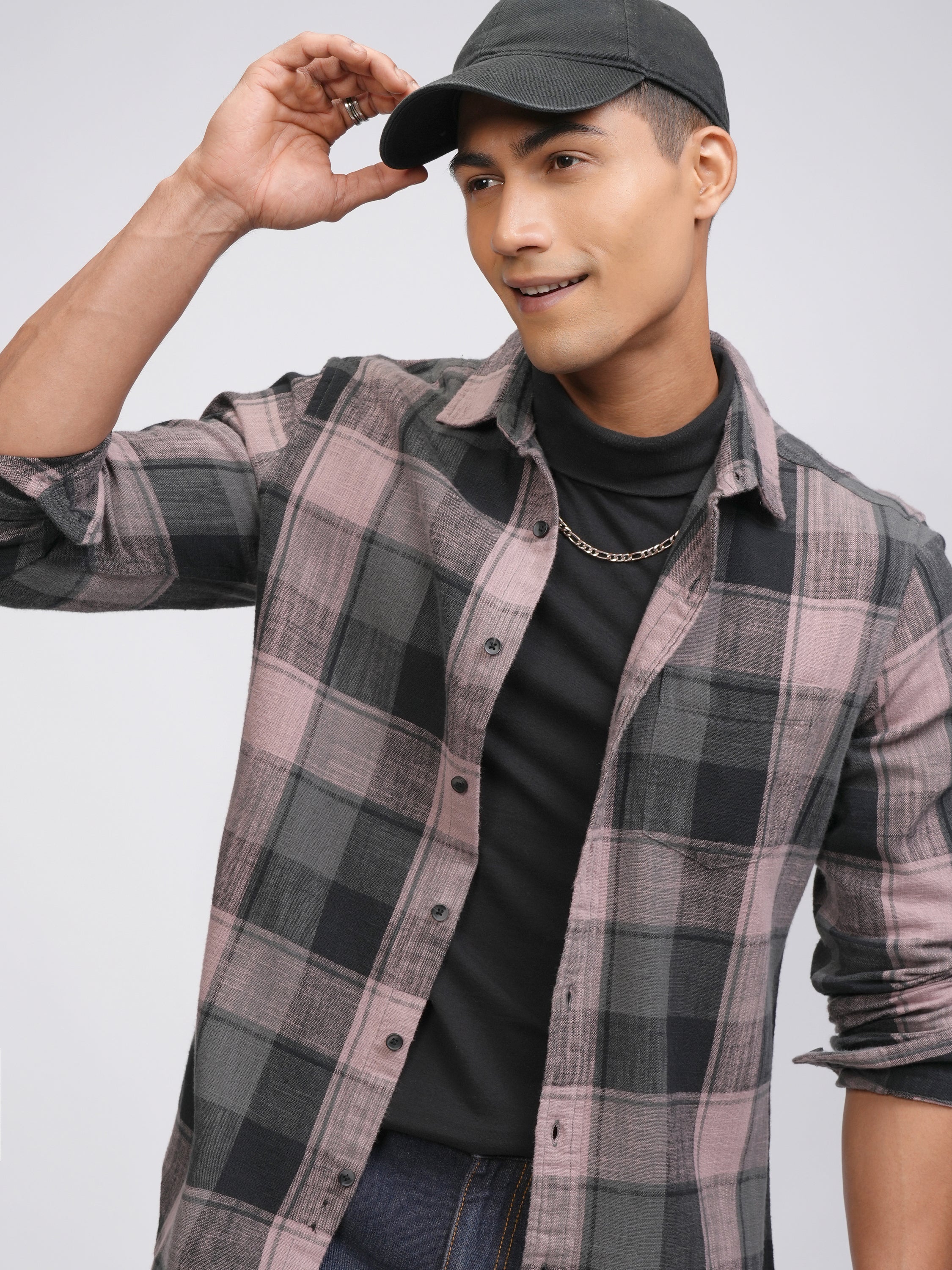 Highlander Men Pink Checked Slim Fit Casual Shirt - Pink - Image 1