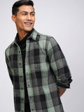 Highlander Men Green Checked Slim Fit Casual Shirt - Green - Image 1