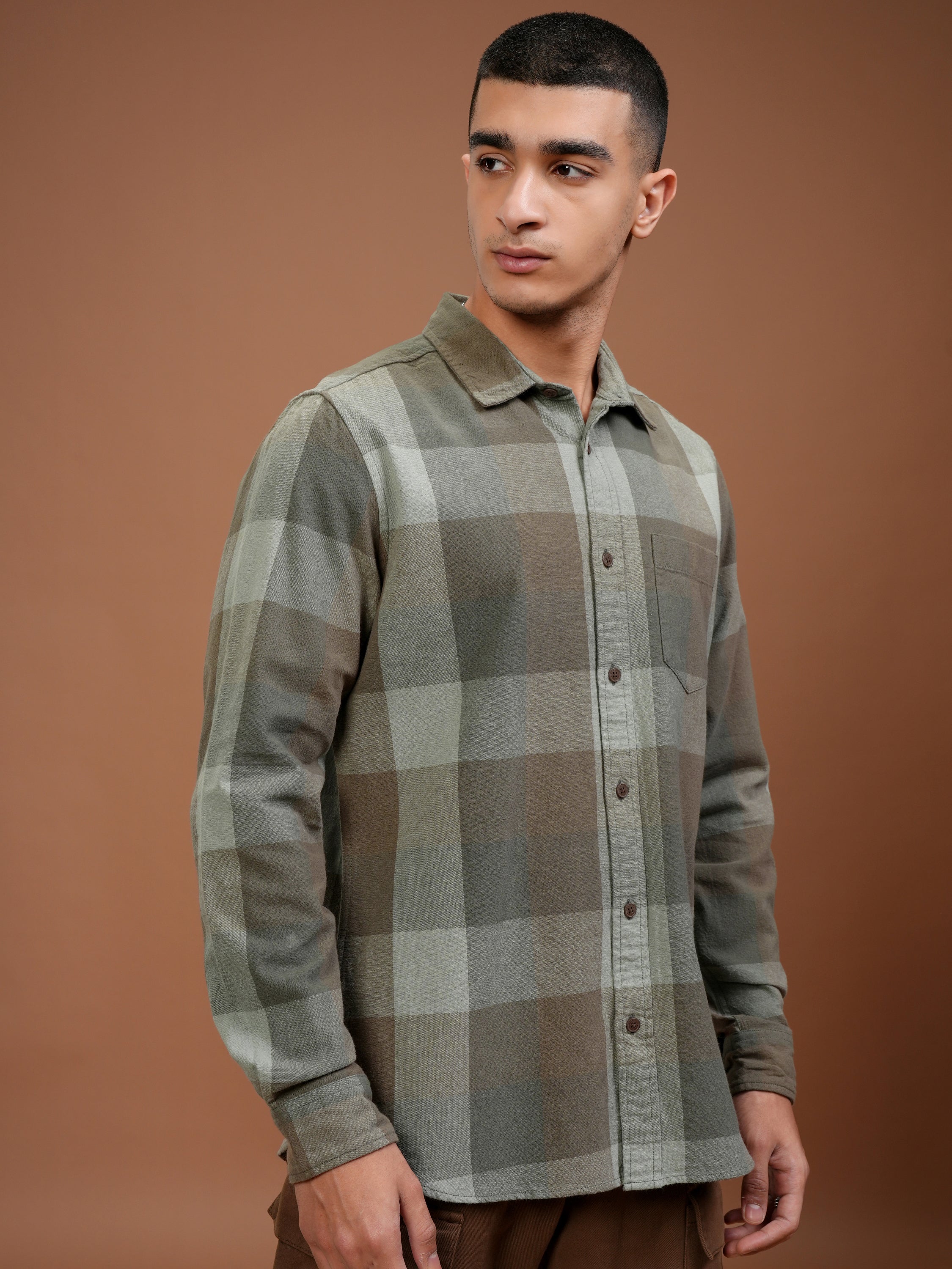 Highlander Men Green Checked Slim Fit Casual Shirt - Green - Image 6