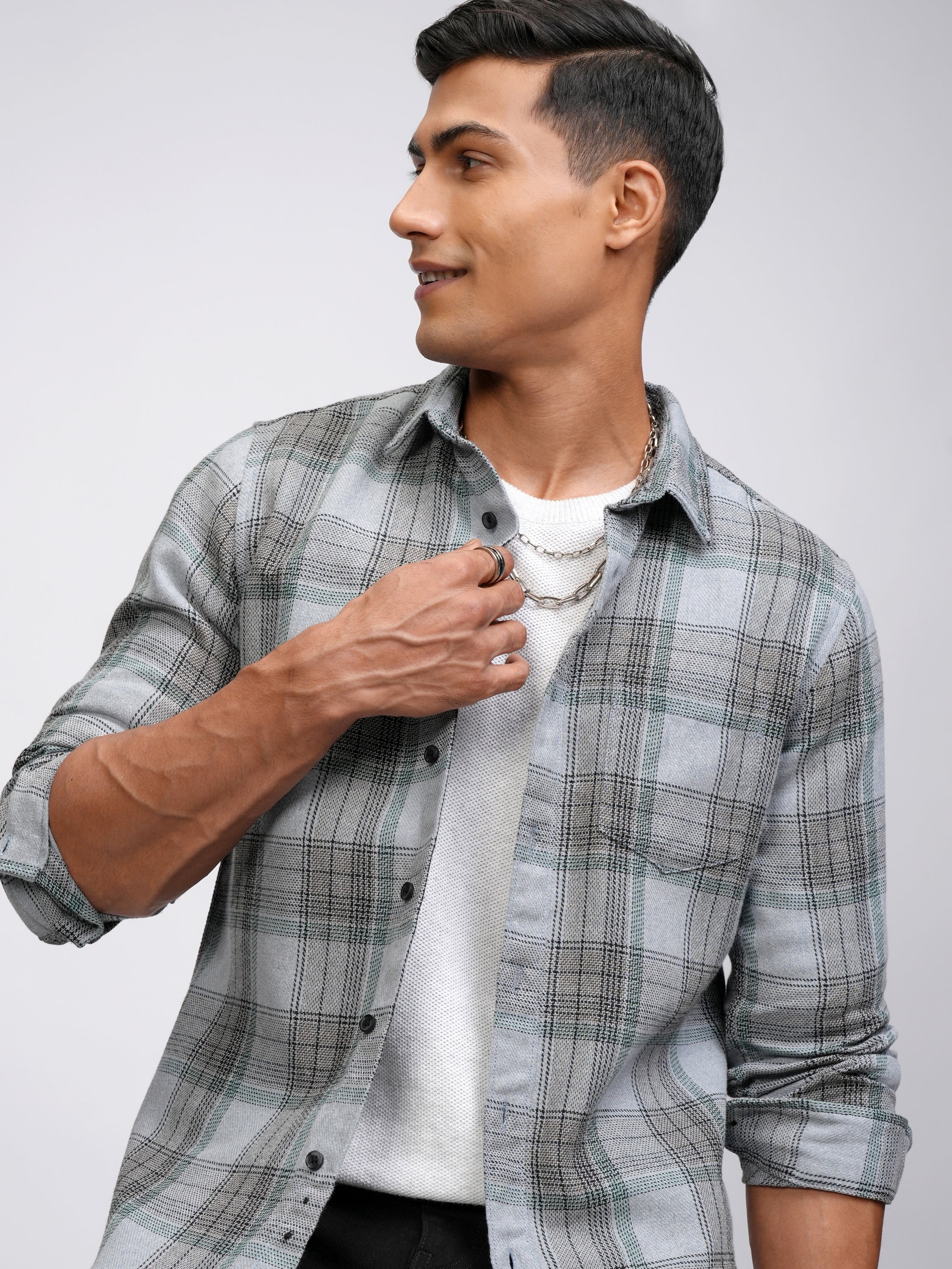 Highlander Men Blue Checked Slim Fit Casual Shirt - Blue - Image 1