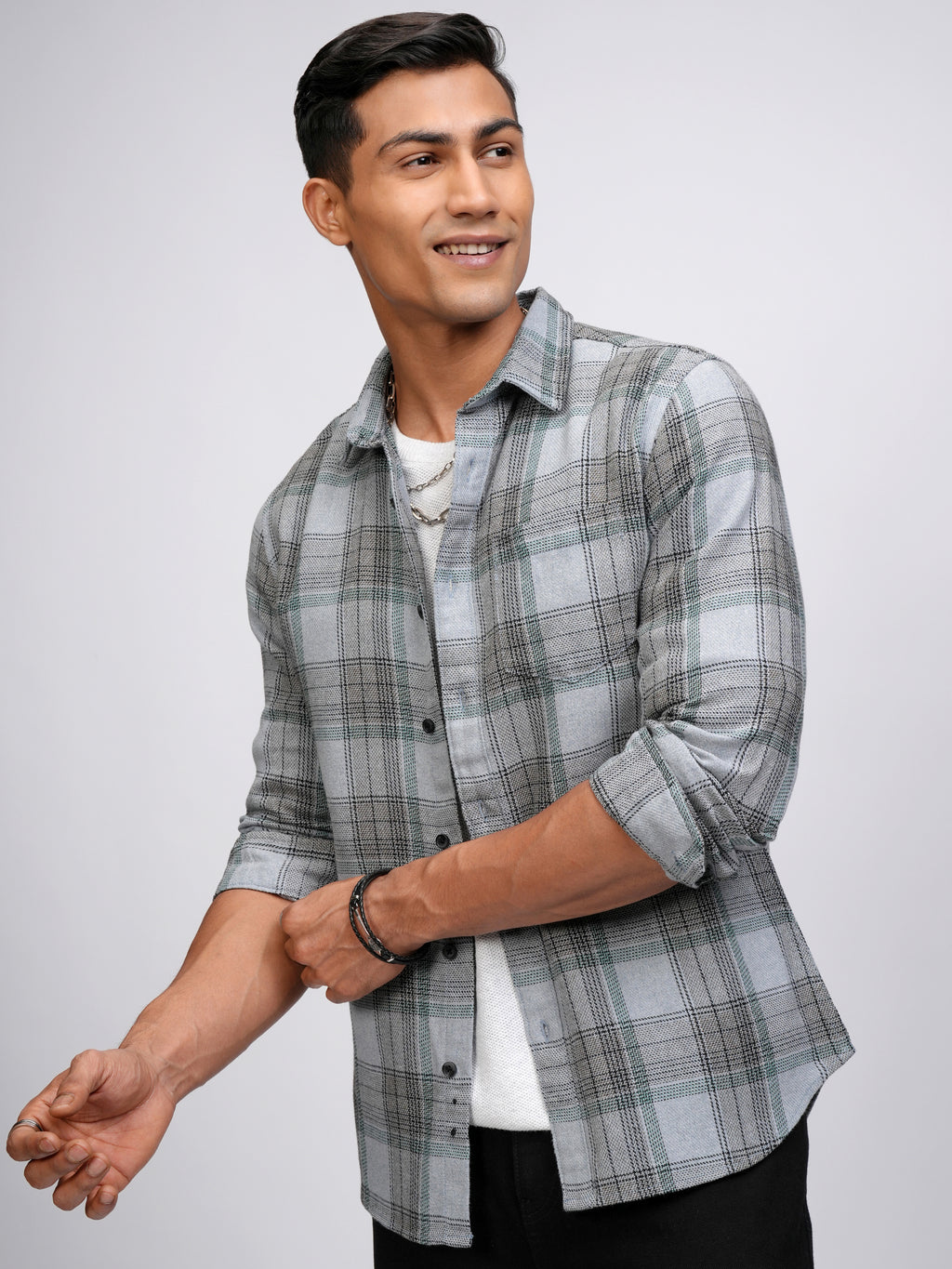 Highlander Men Blue Checked Slim Fit Casual Shirt - Blue - Image 4