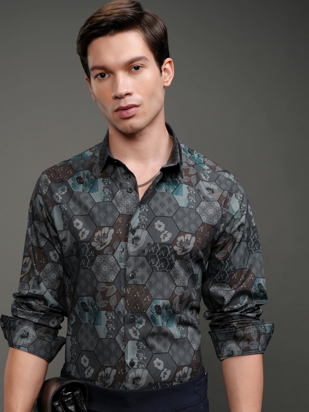 Highlander Men Grey Printed Slim Fit Casual Shirt - Grey - Image 1