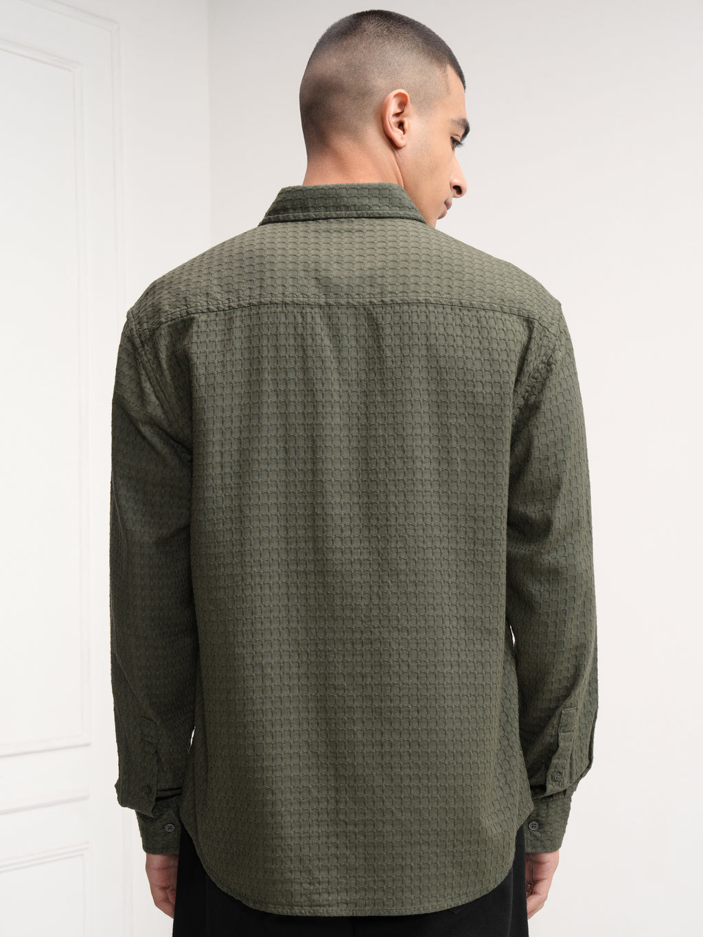 Highlander Men Green Self Design Relaxed Fit Casual Shirt - Green - Image 3