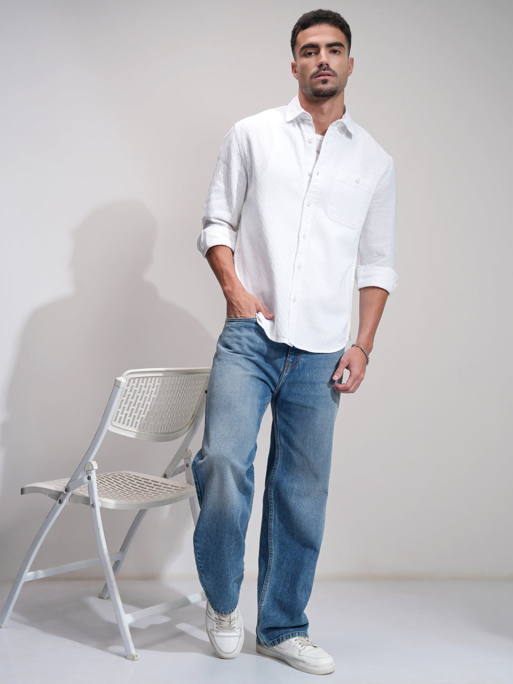 Highlander Men White Textured Relaxed Fit Casual Shirt - White - Image 2