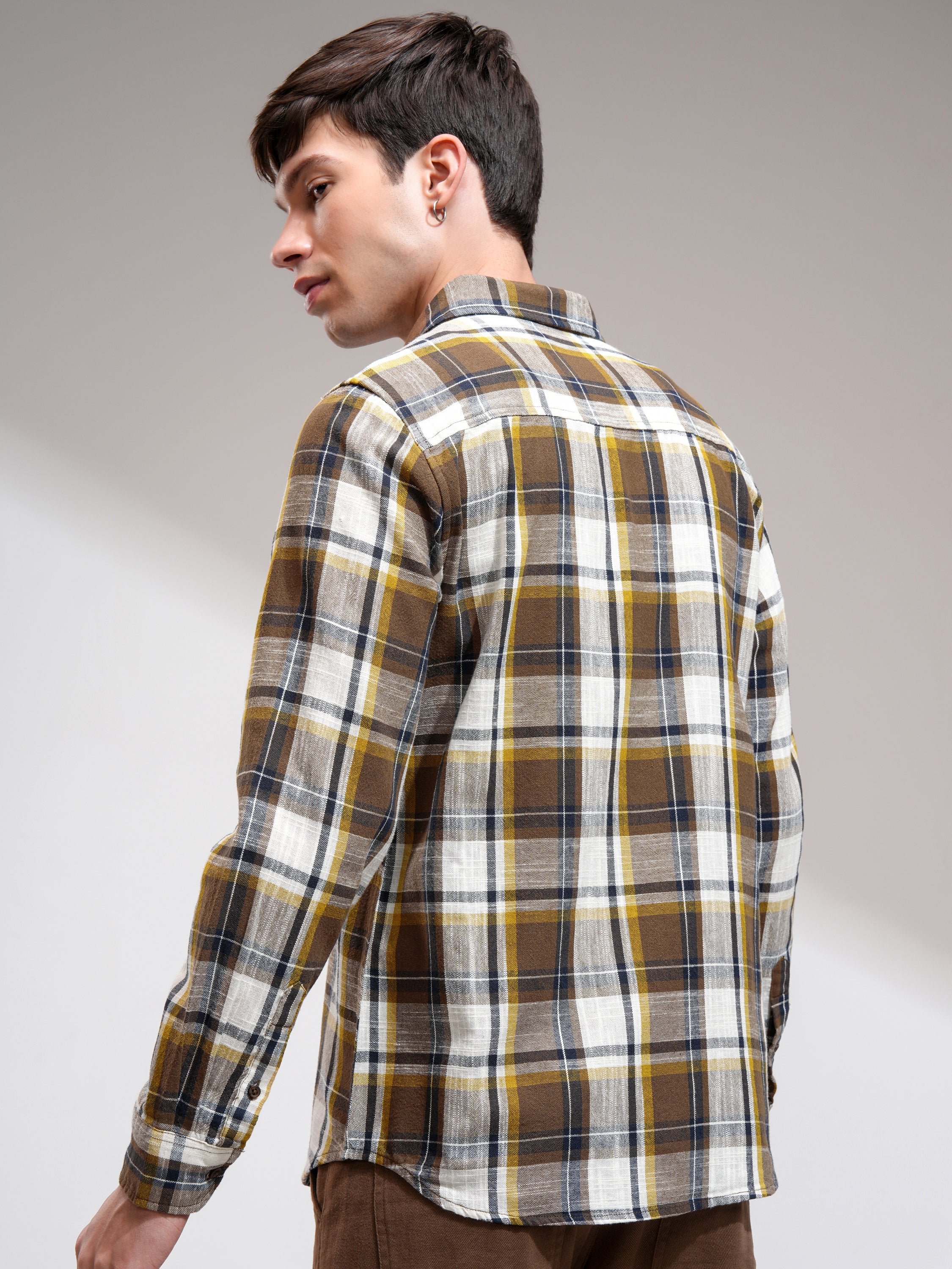 Highlander Men Cream Checked Slim Fit Casual Shirt - Cream - Image 3
