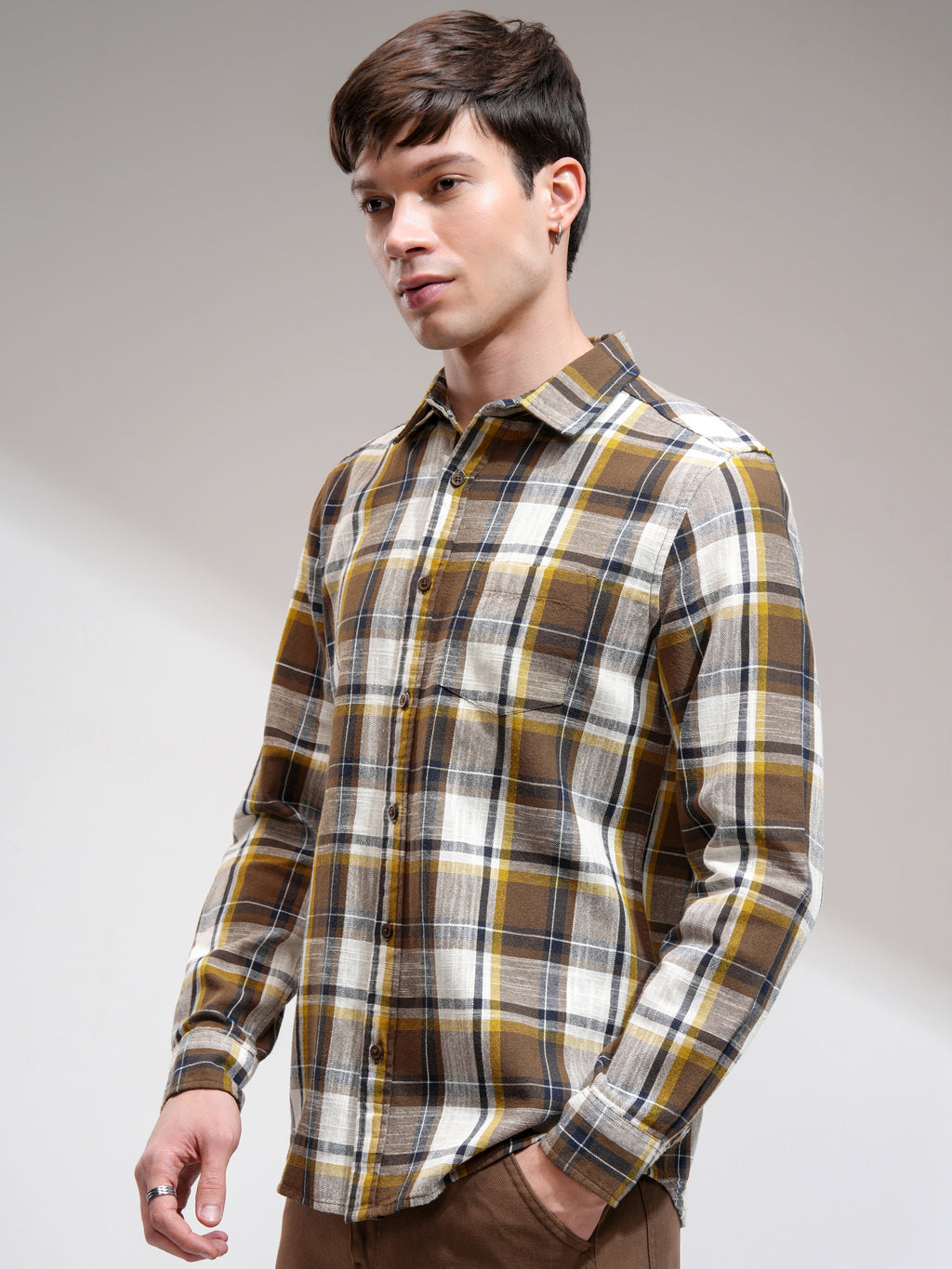 Highlander Men Cream Checked Slim Fit Casual Shirt - Cream - Image 4