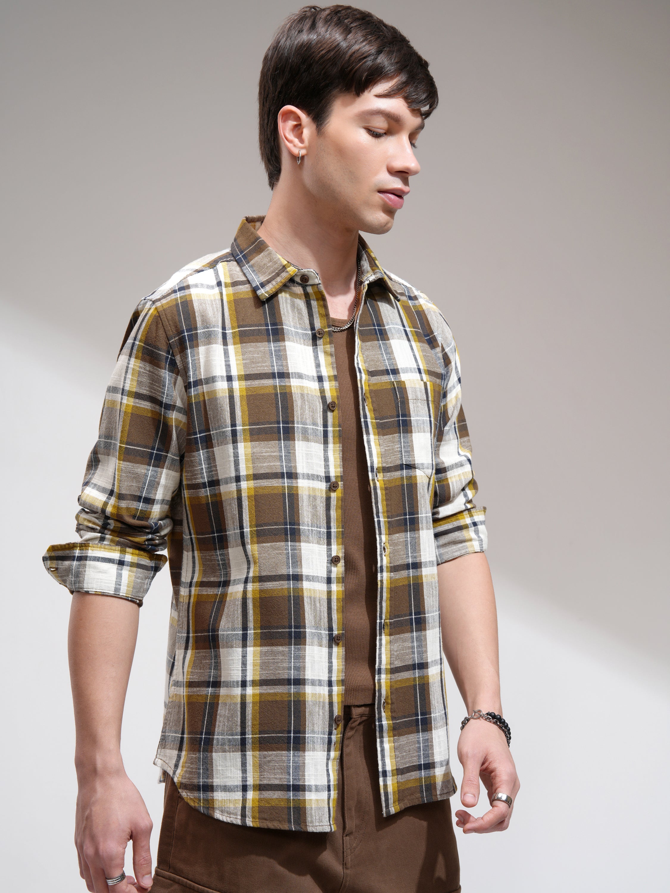Highlander Men Cream Checked Slim Fit Casual Shirt - Cream - Image 6