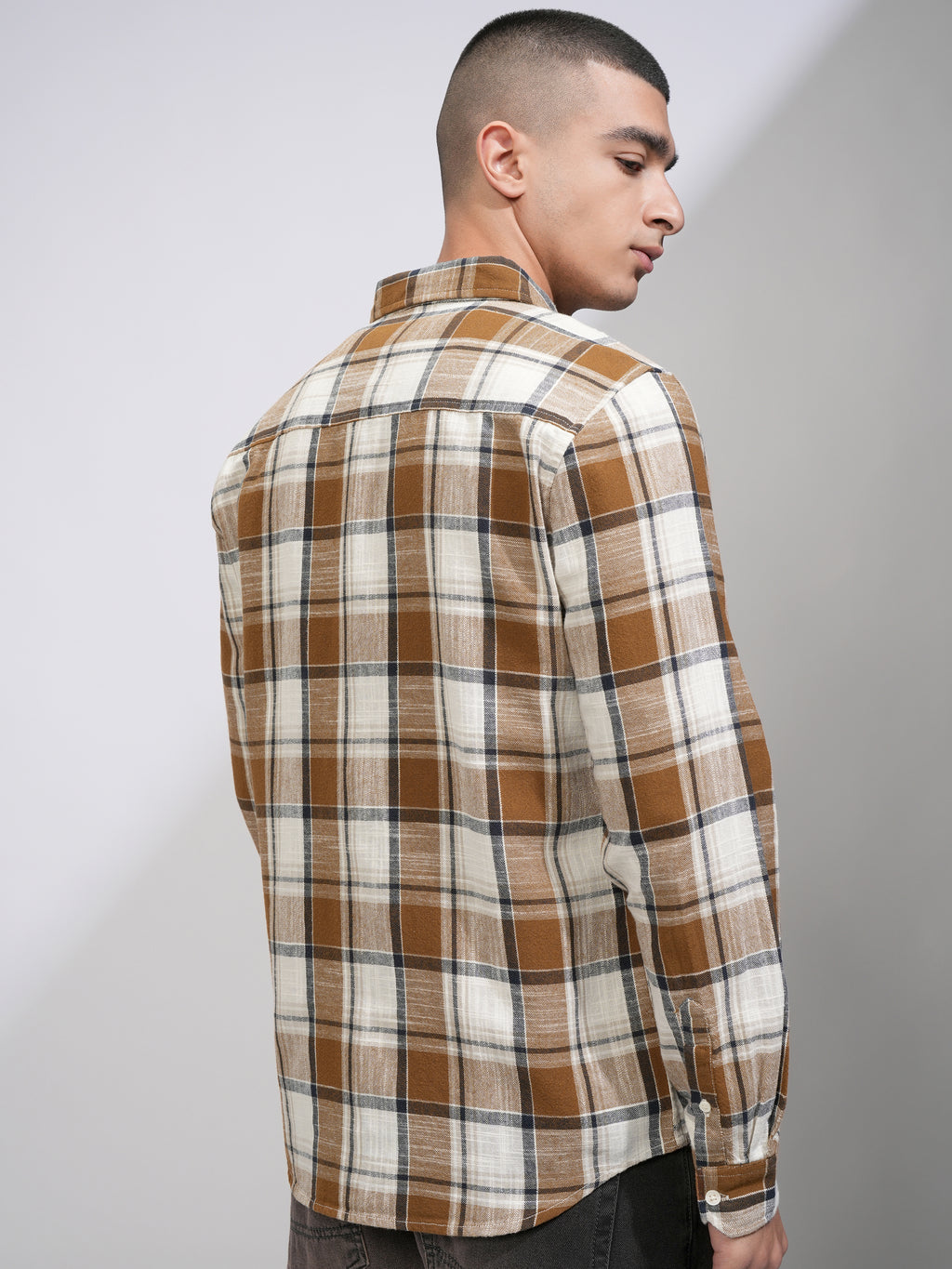 Highlander Men Cream Checked Slim Fit Casual Shirt - Cream - Image 3