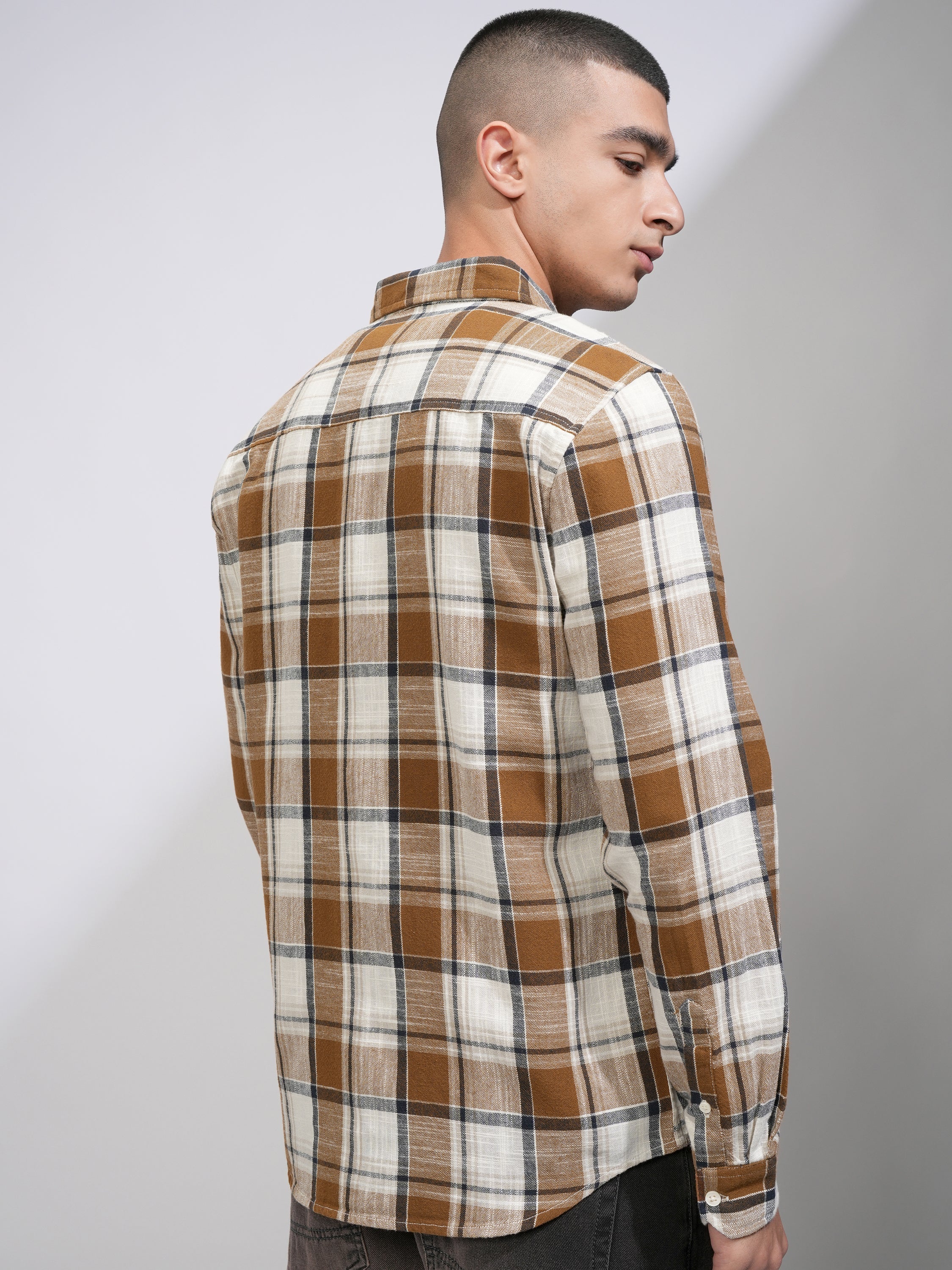 Highlander Men Cream Checked Slim Fit Casual Shirt - Cream - Image 3