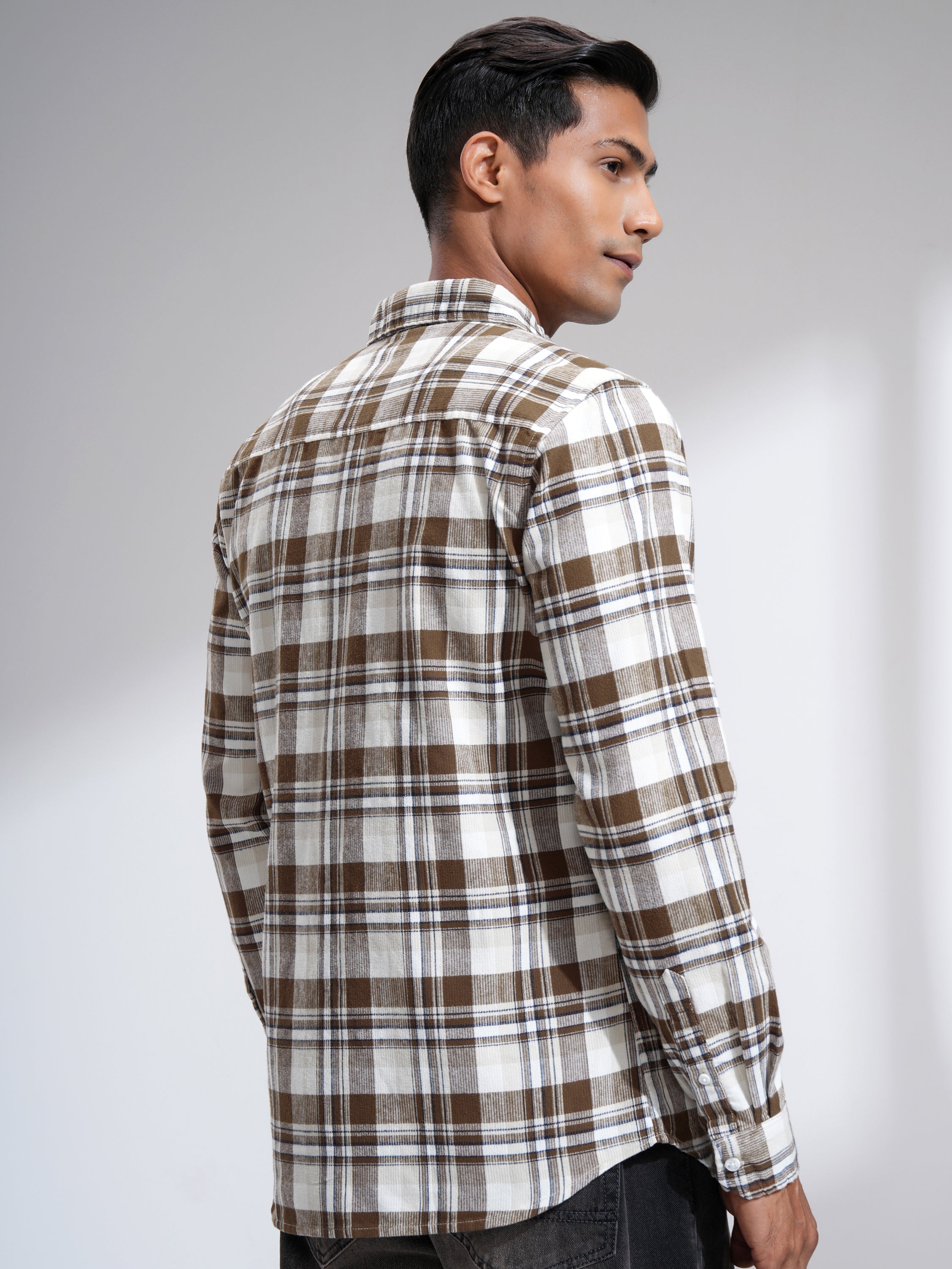 Highlander Men Off White Checked Slim Fit Casual Shirt - Off White - Image 3