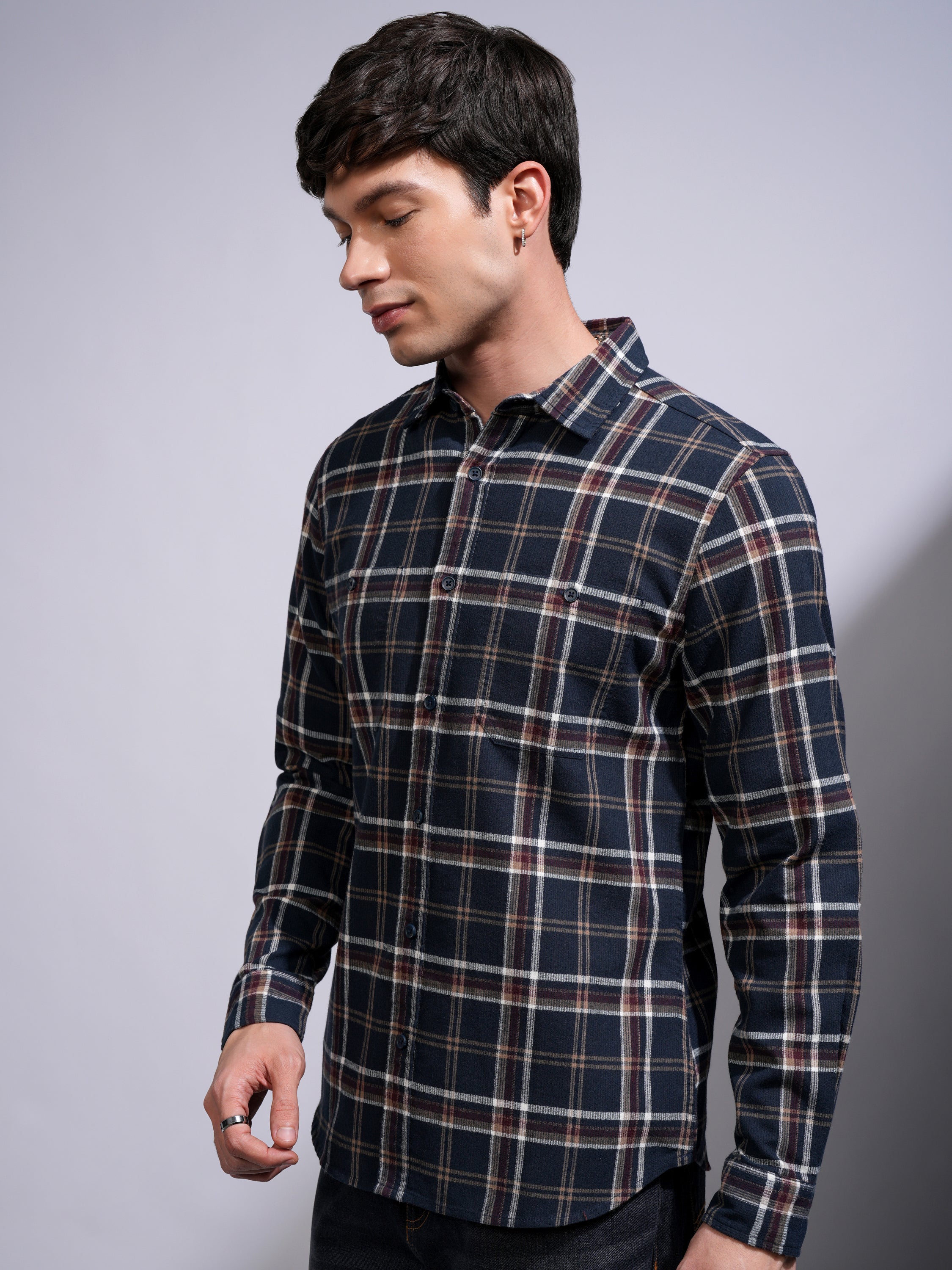 Highlander Men Navy Blue Checked Slim Fit Casual Shirt - Navy Blue - Image 4