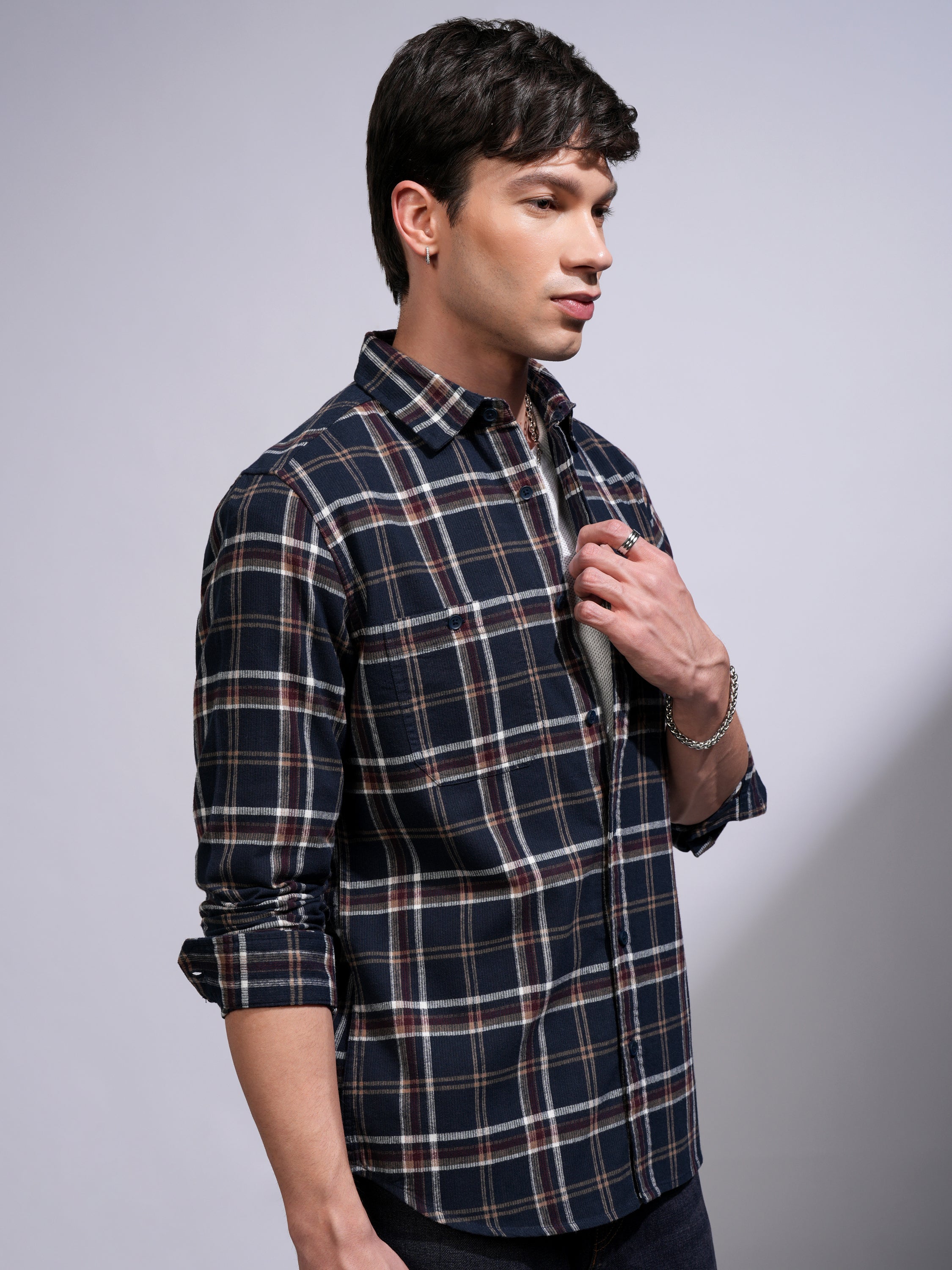 Highlander Men Navy Blue Checked Slim Fit Casual Shirt - Navy Blue - Image 6