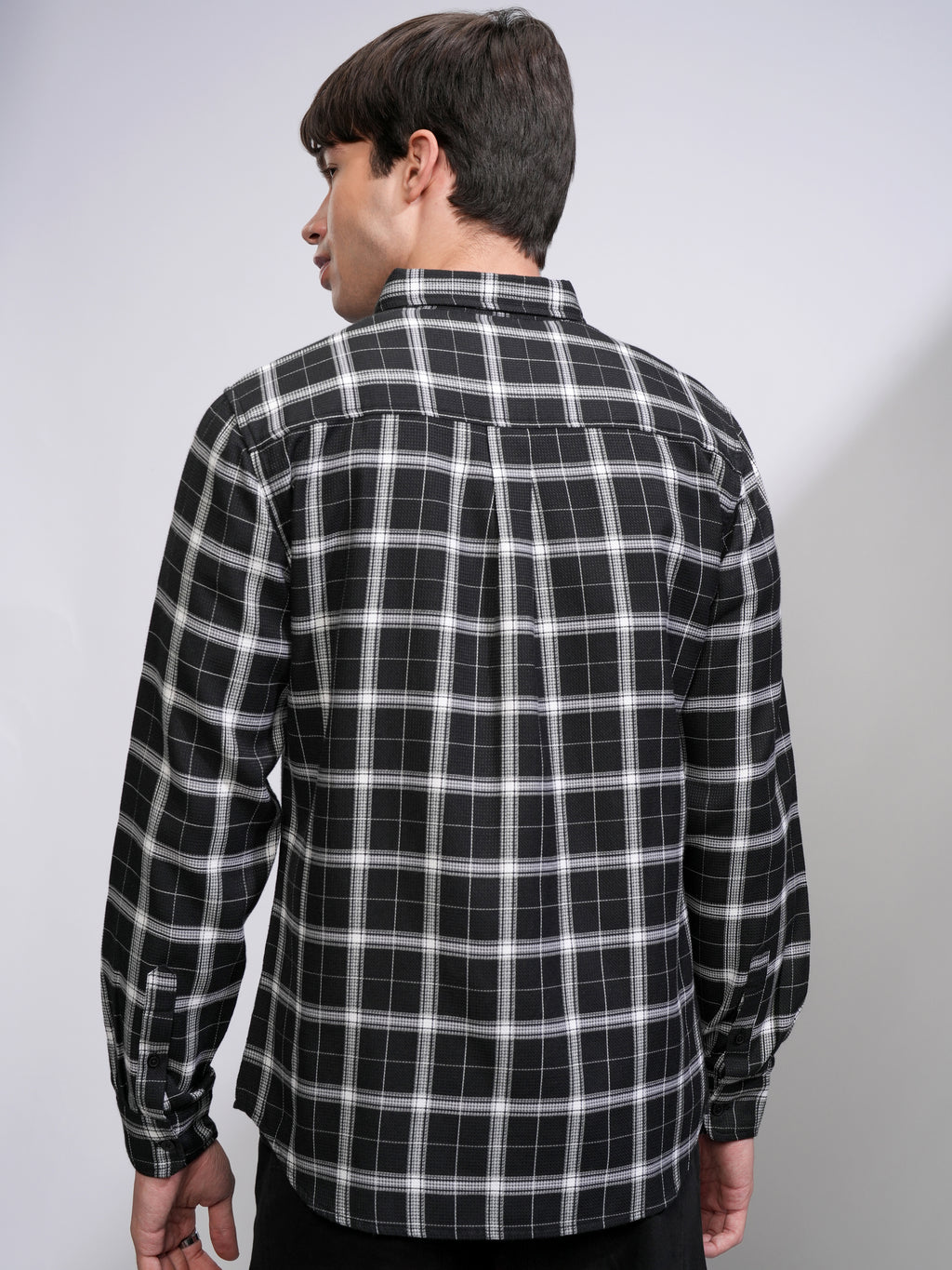 Highlander Men Black Checked Slim Fit Casual Shirt - Black - Image 3