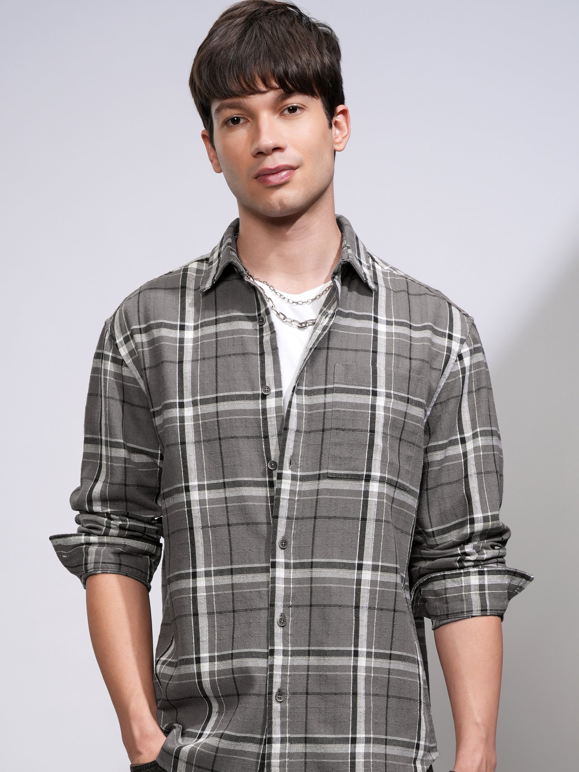 Highlander Men Grey Checked Relaxed Fit Casual Shirt - Grey - Image 1