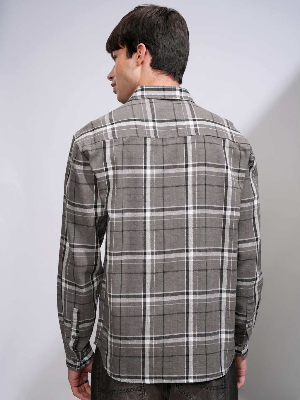 Highlander Men Grey Checked Relaxed Fit Casual Shirt - Grey - Image 3