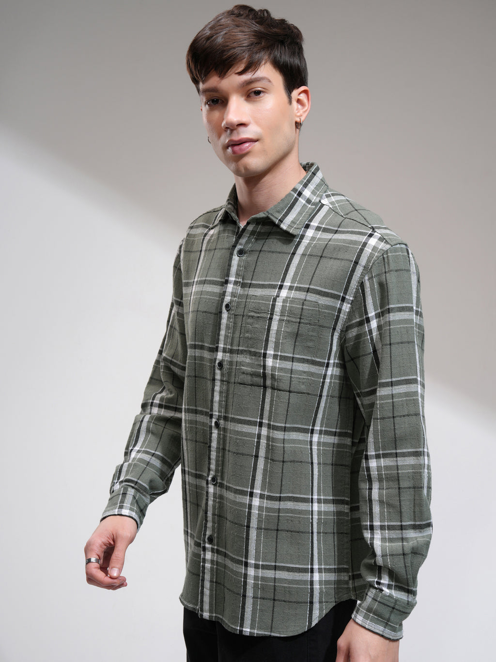 Highlander Men Green Checked Relaxed Fit Casual Shirt - Green - Image 4