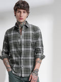 Highlander Men Green Checked Slim Fit Casual Shirt - Green - Image 1