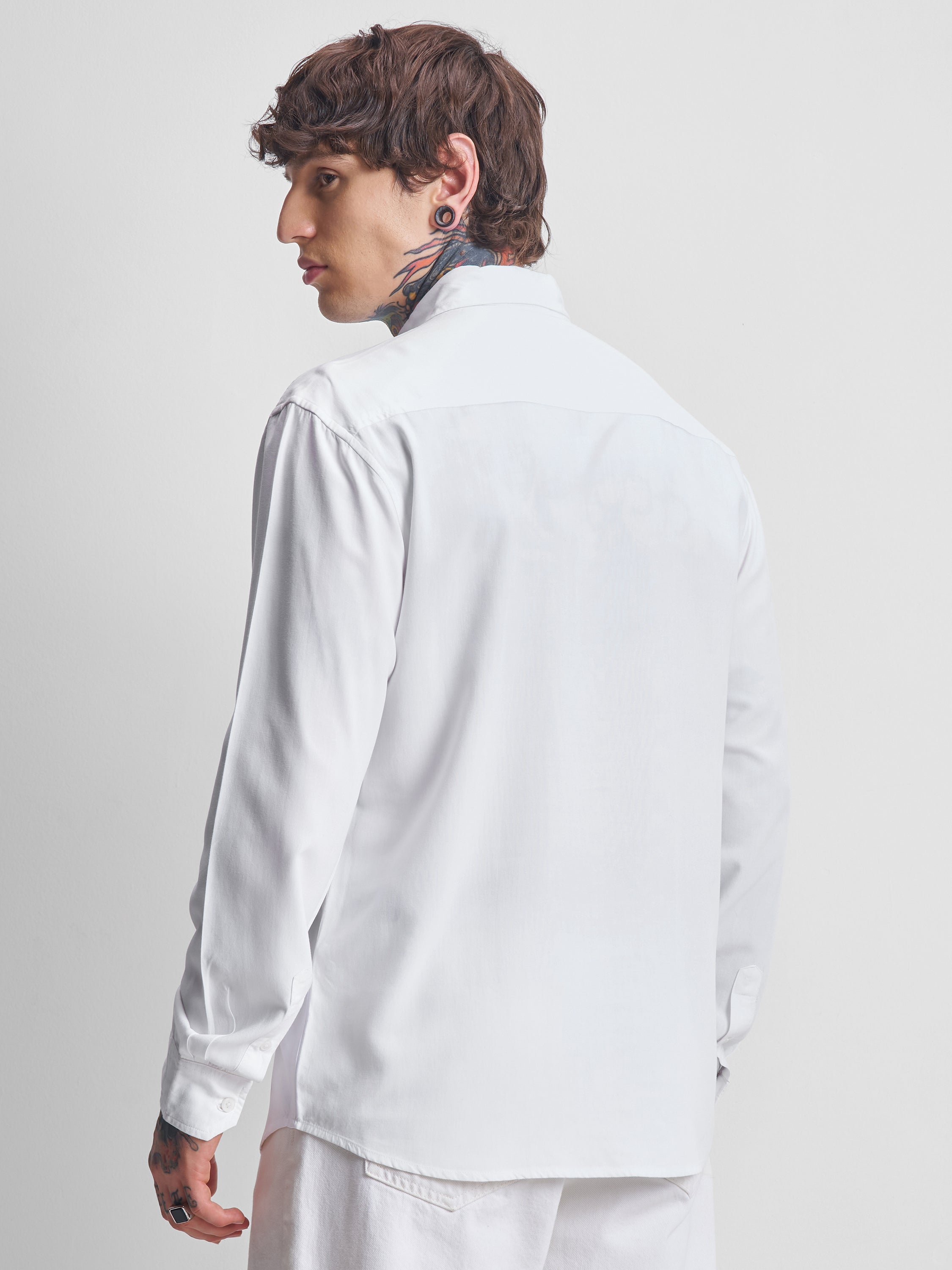 Highlander Men White Solid Relaxed Fit Casual Shirt - White - Image 3