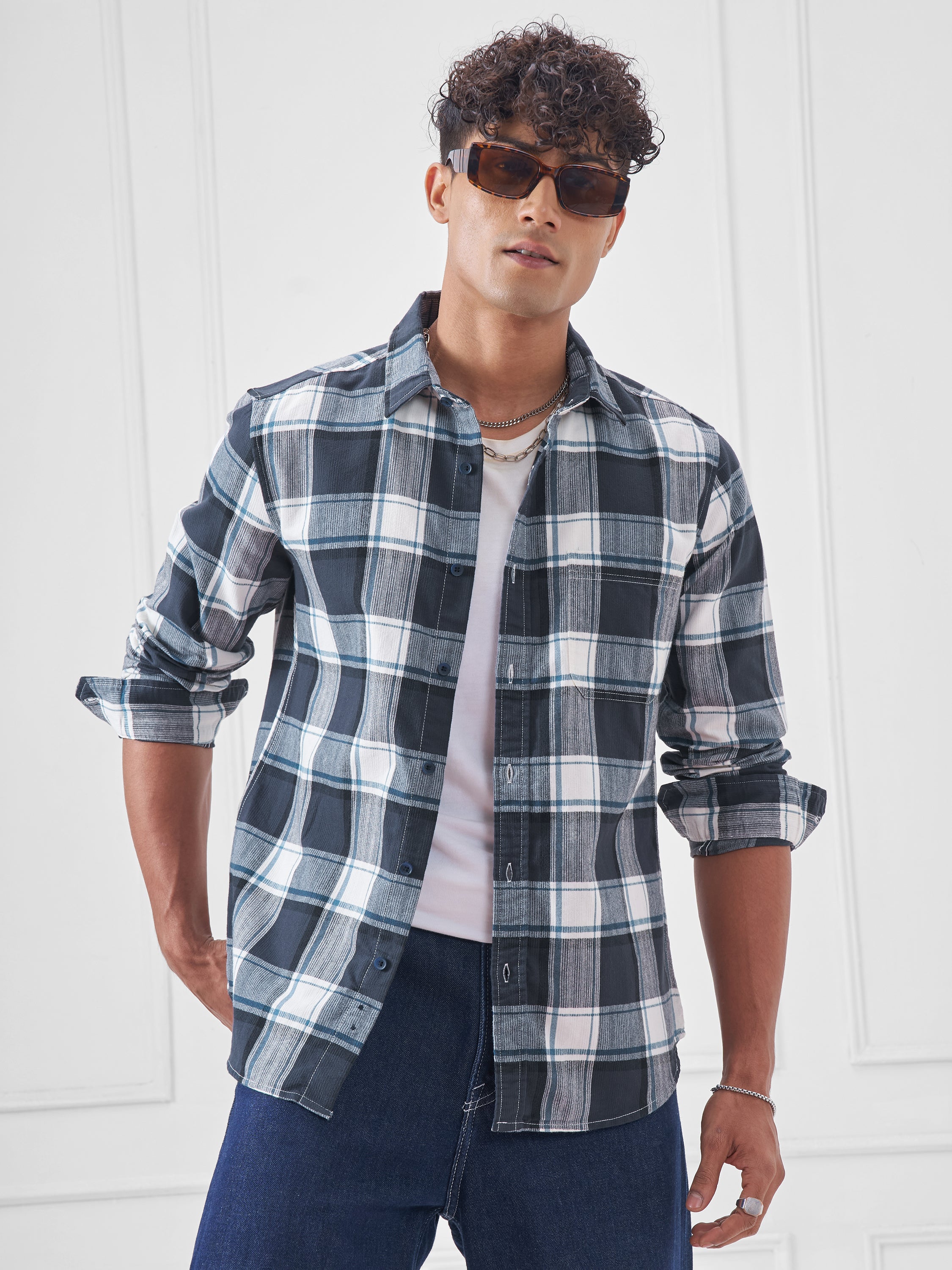 Highlander Men Navy Blue Checked Slim Fit Casual Shirt - Navy Blue - Image 4
