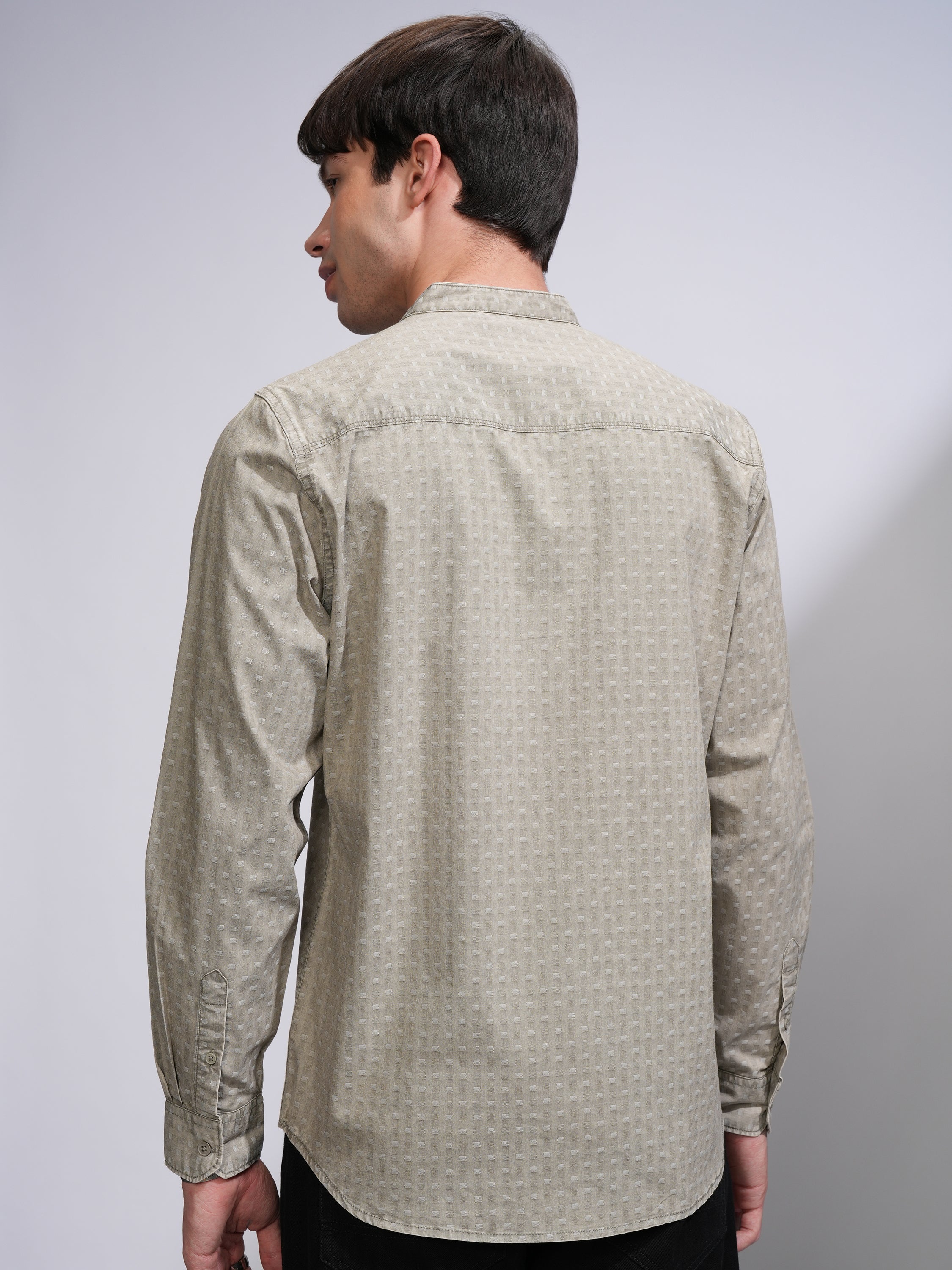 Highlander Men Olive Self Design Slim Fit Casual Shirt - Olive - Image 3