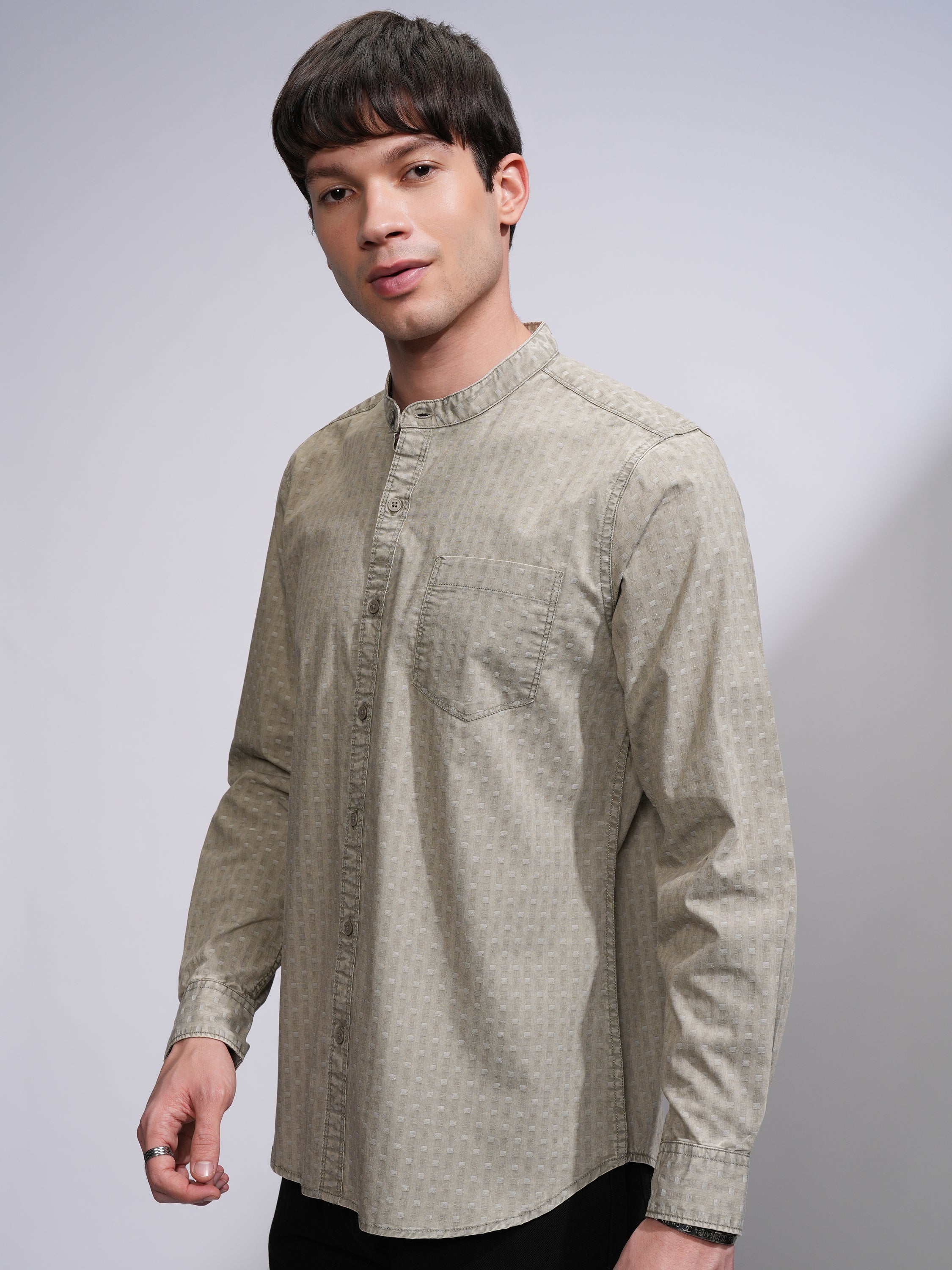 Highlander Men Olive Self Design Slim Fit Casual Shirt - Olive - Image 4