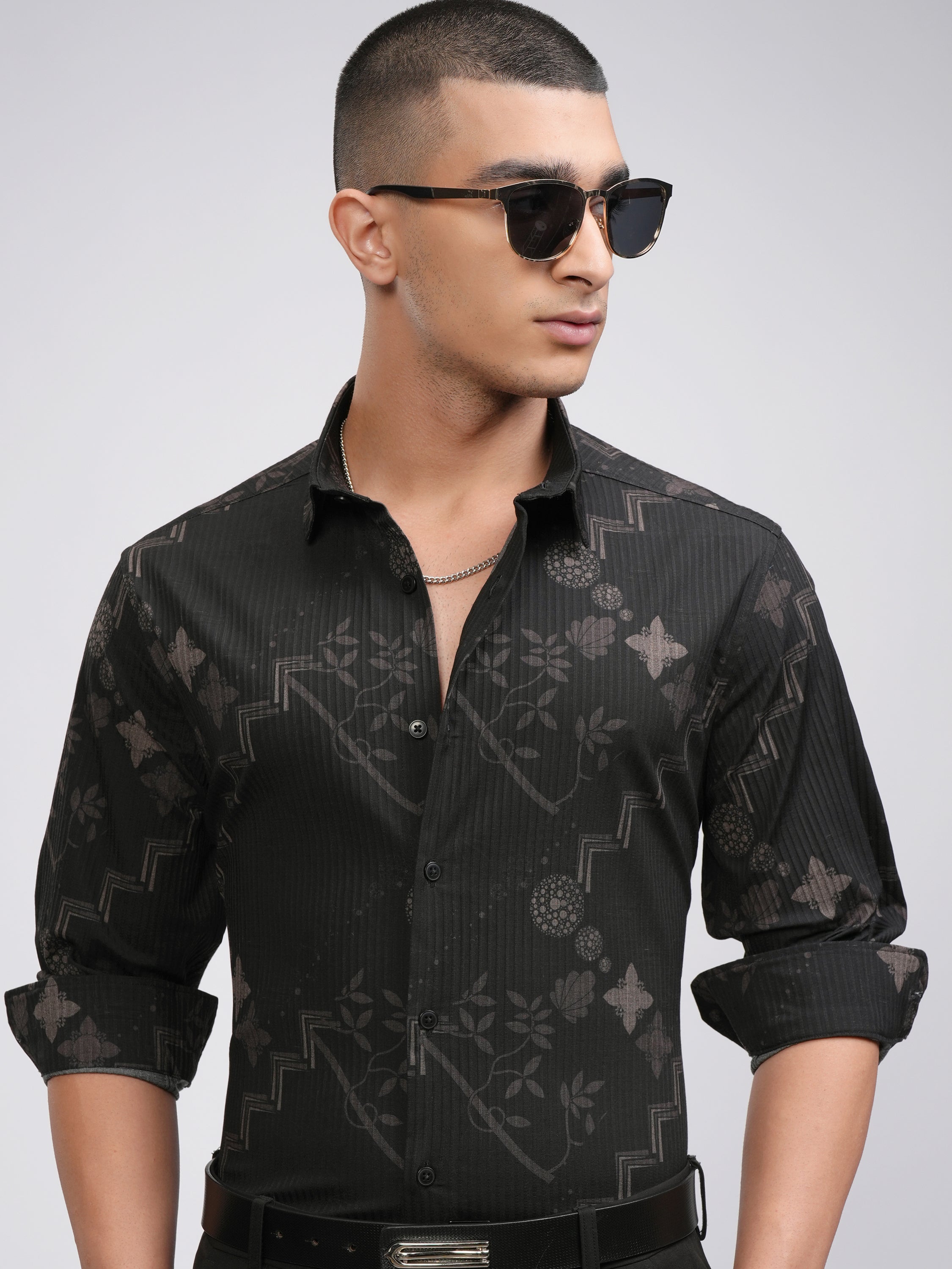 Highlander Men Black Printed Slim Fit Casual Shirt - Black - Image 1