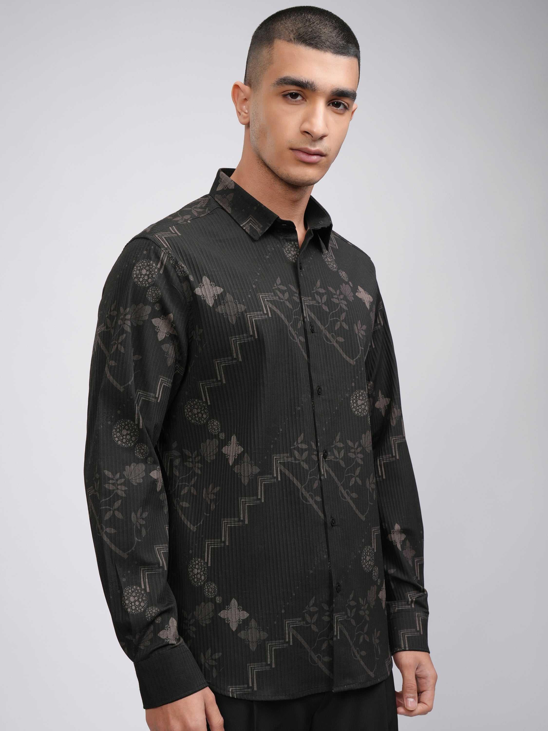 Highlander Men Black Printed Slim Fit Casual Shirt - Black - Image 6