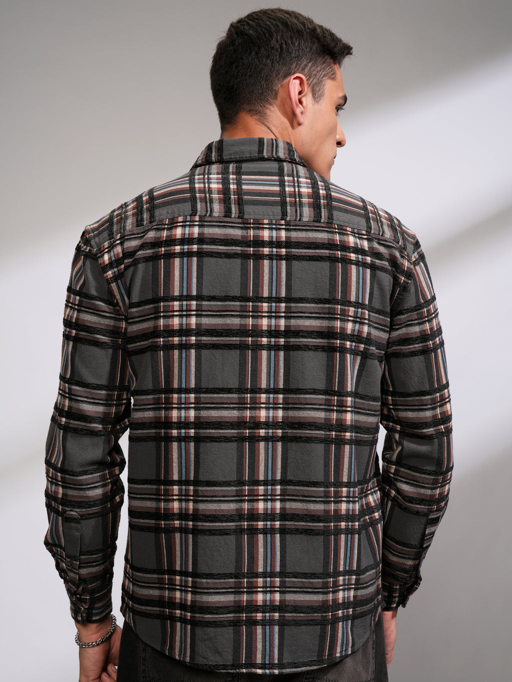 Highlander Men Grey Checked Relaxed Fit Casual Shirt - Grey - Image 3