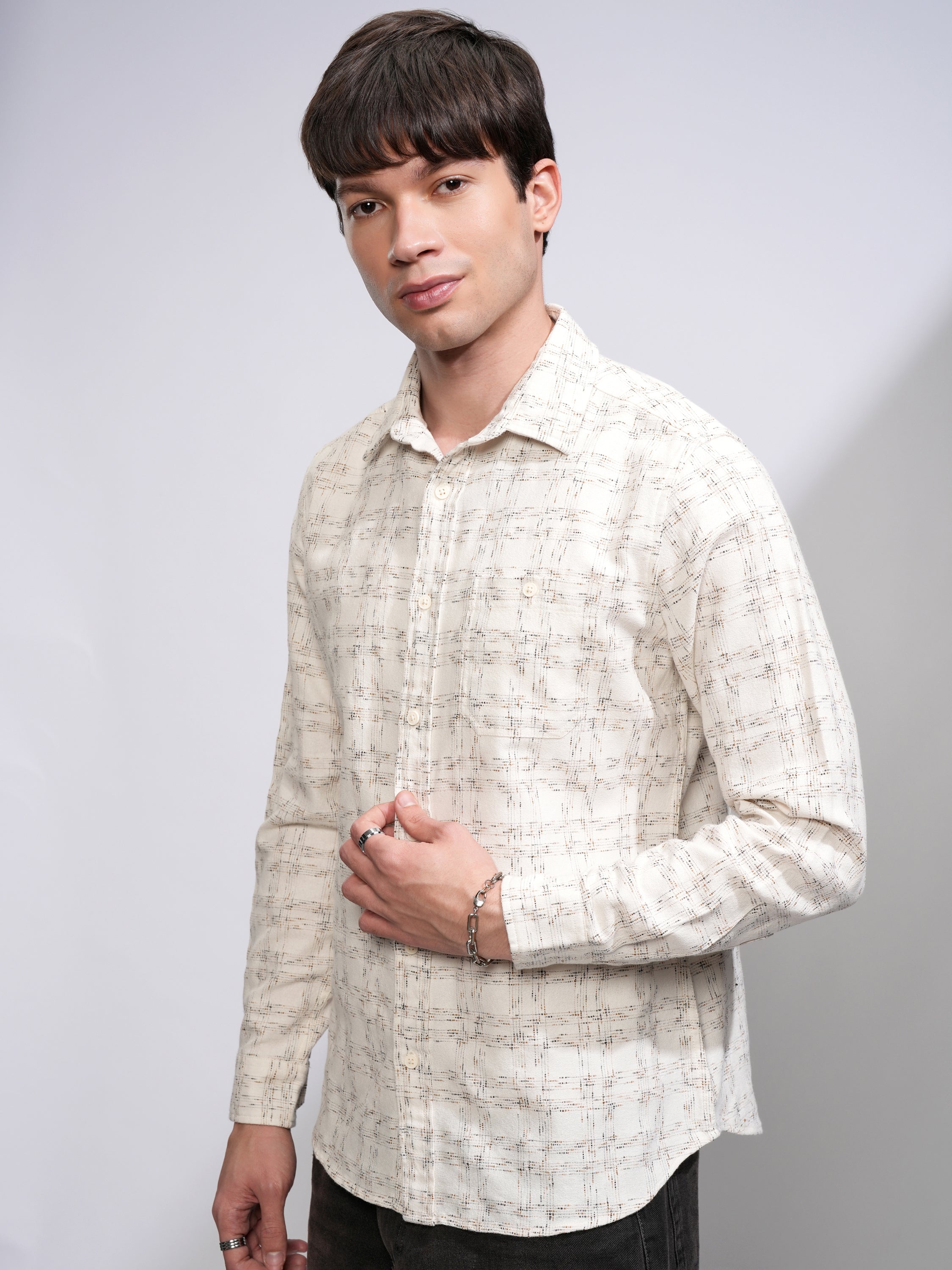 Highlander Men Cream Checked Slim Fit Casual Shirt - Cream - Image 4