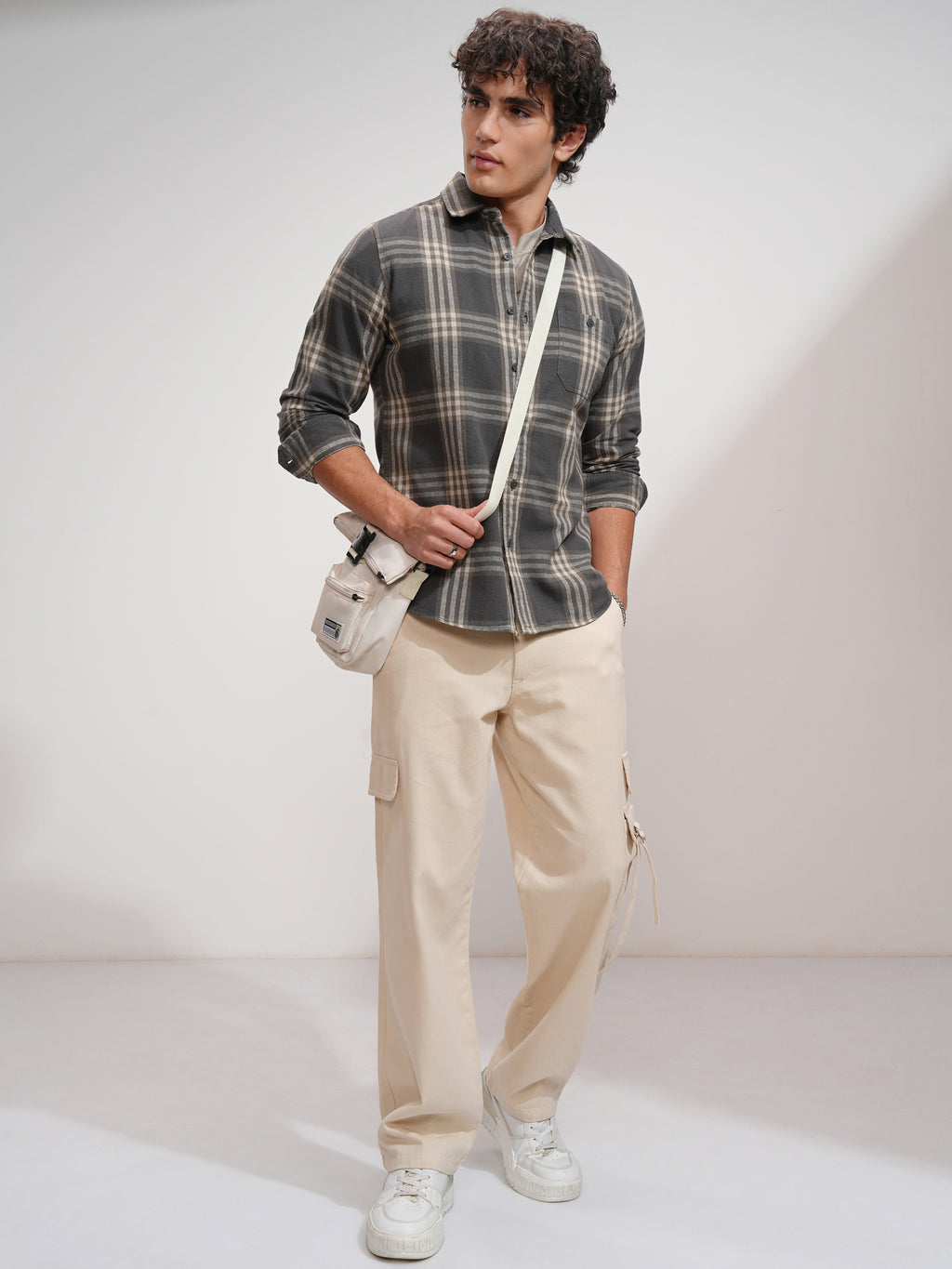 Highlander Men Grey Checked Slim Fit Casual Shirt - Grey - Image 2