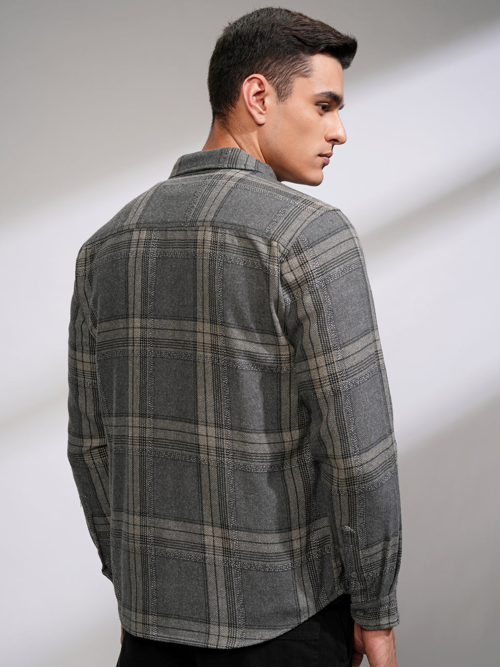 Highlander Men Grey Checked Slim Fit Casual Shirt - Grey - Image 3