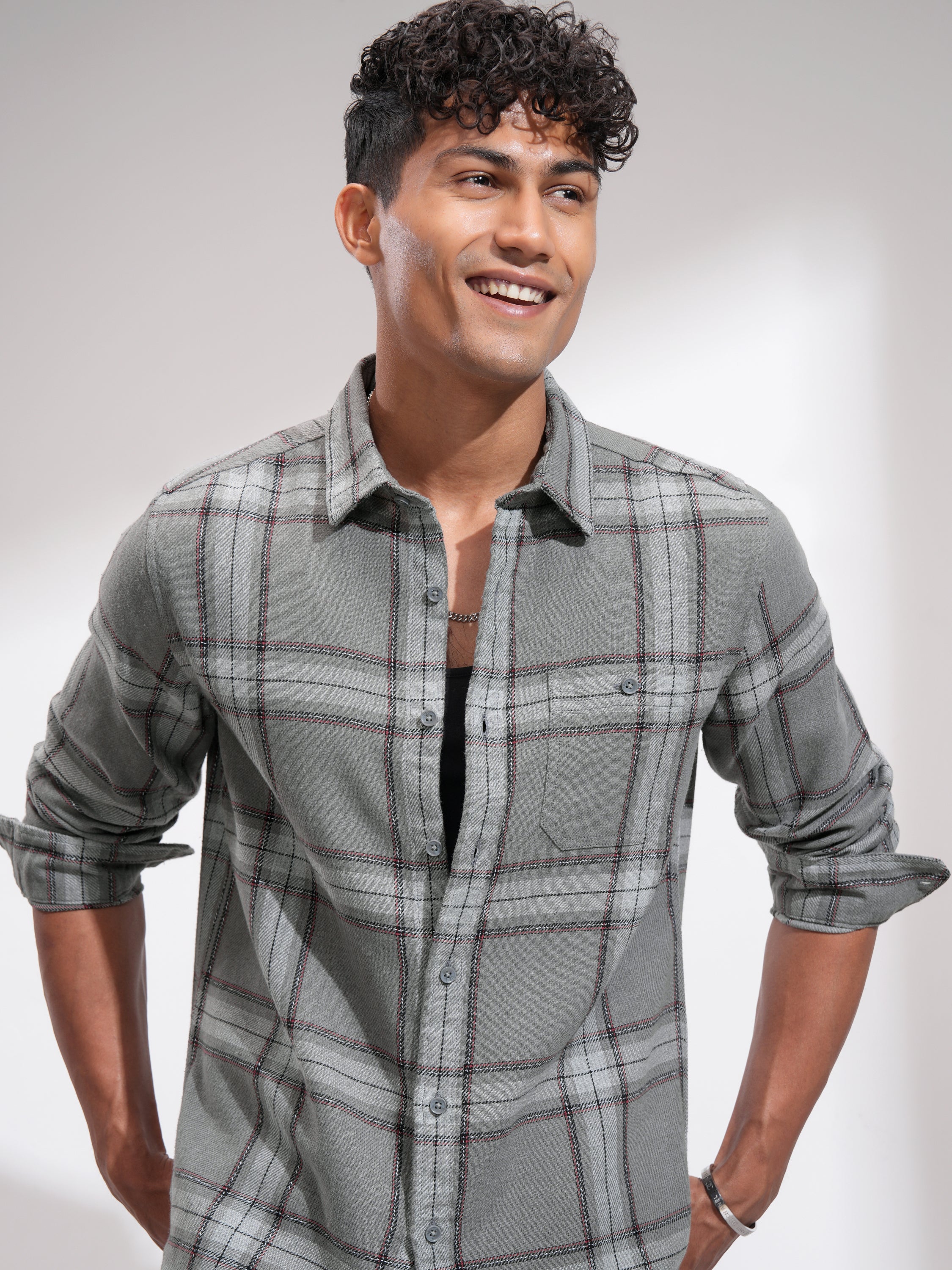 Highlander Men Grey Checked Slim Fit Casual Shirt - Grey - Image 1