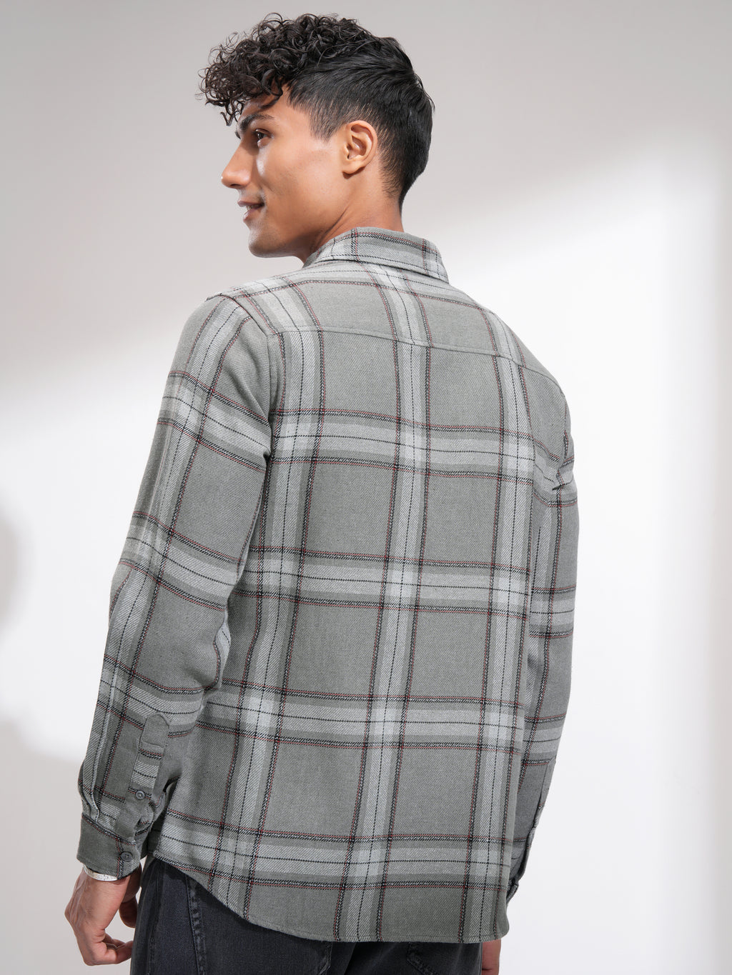 Highlander Men Grey Checked Slim Fit Casual Shirt - Grey - Image 3